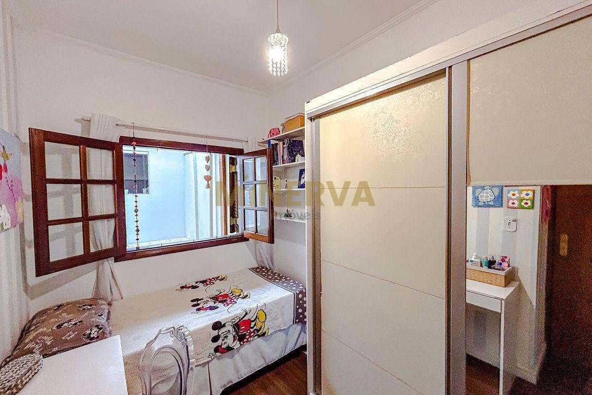 Casa à venda com 4 quartos, 3 banheiros, 2 vagas e 220m² no Parque São Jorge, São Paulo (SP) — foto 17 de 30