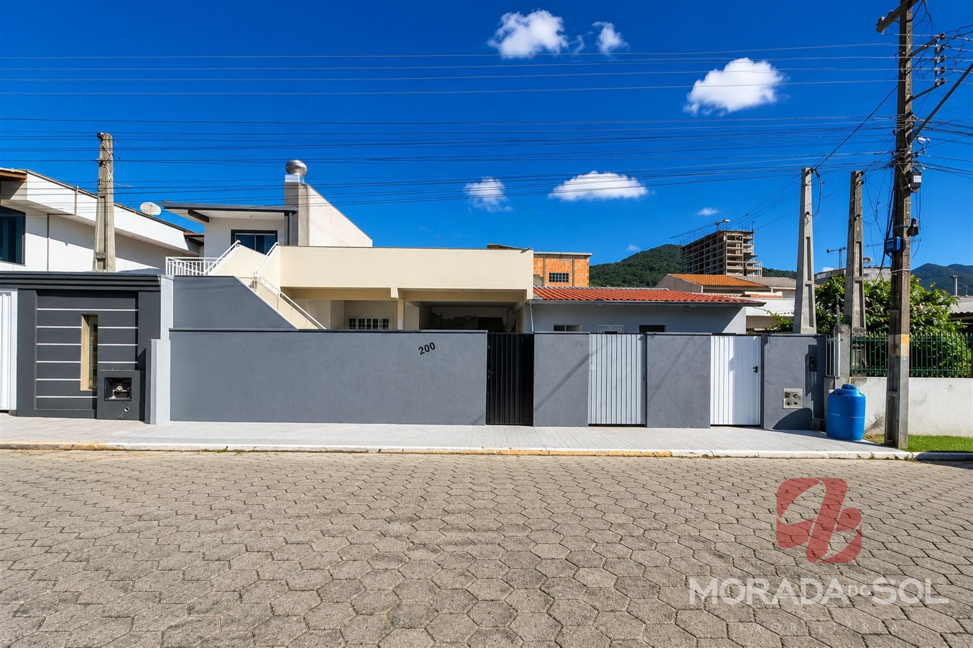 Fachada do imóvel – Rua 706D, nº 200