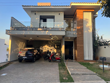 Casa em Condomínio no Jardim Ibiti do Paço em Sorocaba, 283m²,  04 dormitórios, 03 suíte , 02 banheiros e  04 vagas de garagem.