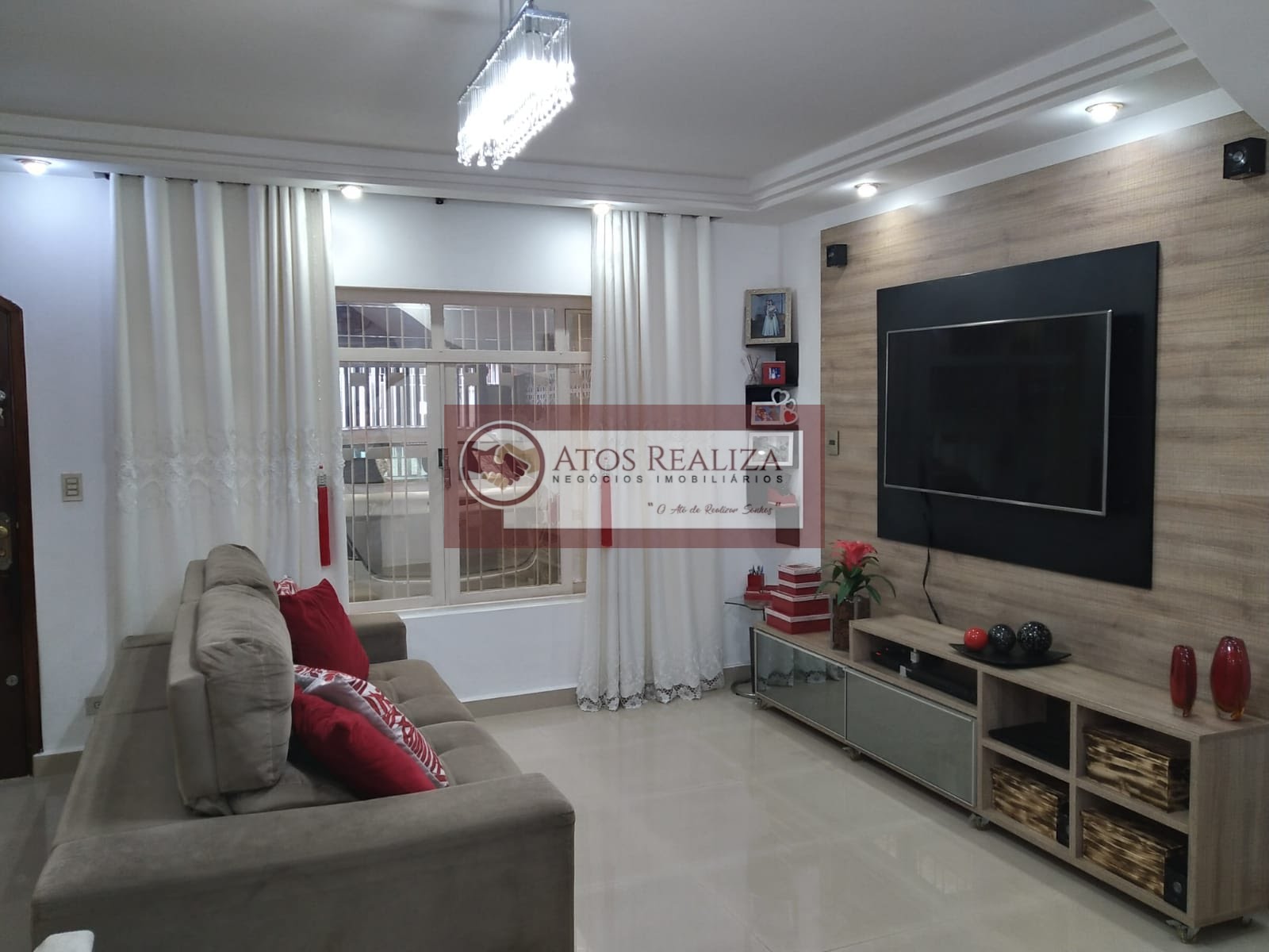 Casa à venda com 2 quartos, 2 banheiros, 2 vagas e 138m² no Interlagos, São Paulo — foto principal