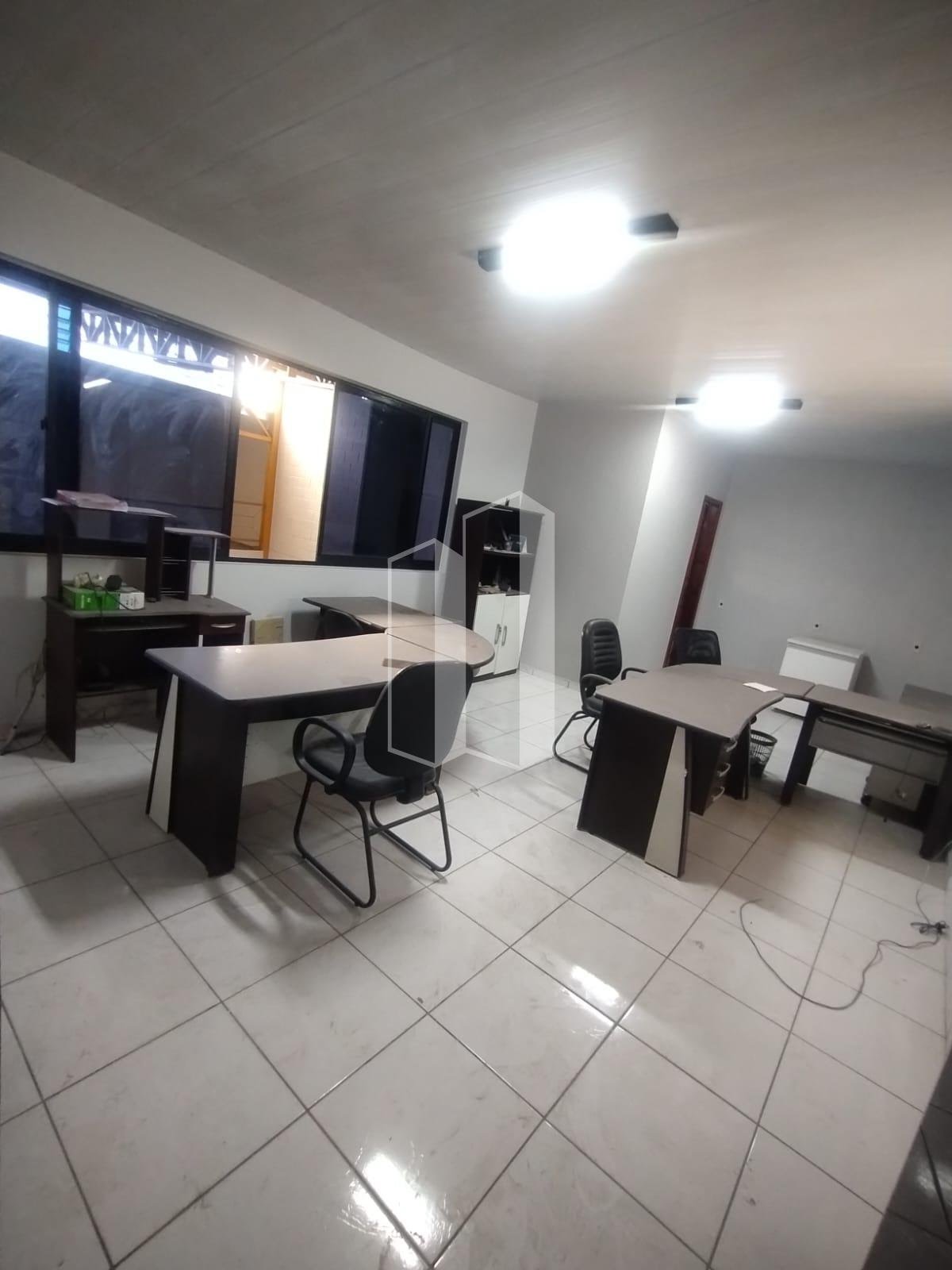 Comercial para alugar com 4 banheiros e 500m² no Vila Cruzeiro do Sul, Aparecida de Goiânia (GO) — foto 13 de 29