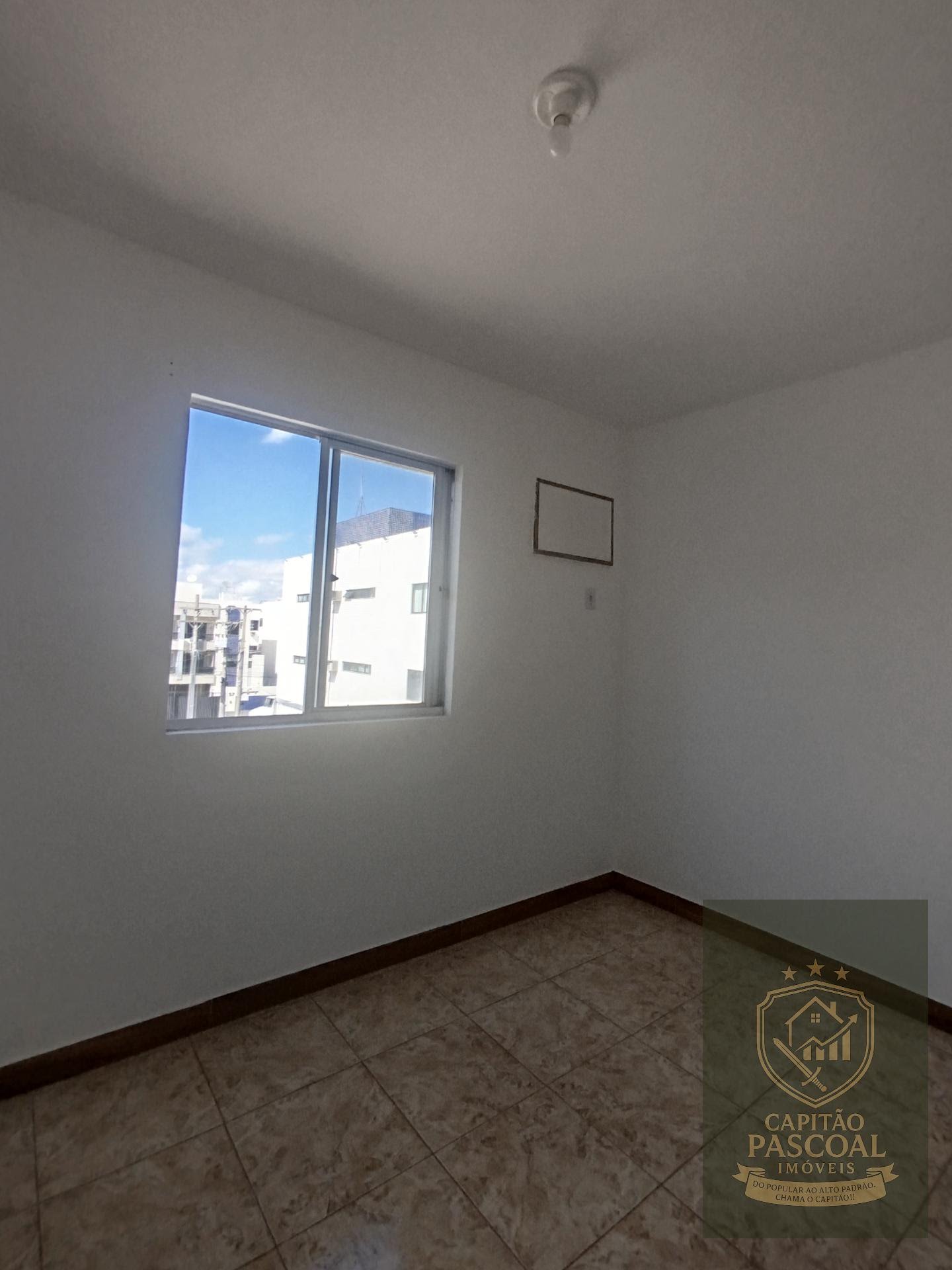 Apartamento para alugar com 2 quartos, 1 banheiro, 1 vaga e 55m² no Parque Turf Club, Campos dos Goytacazes (RJ) — foto 8 de 18