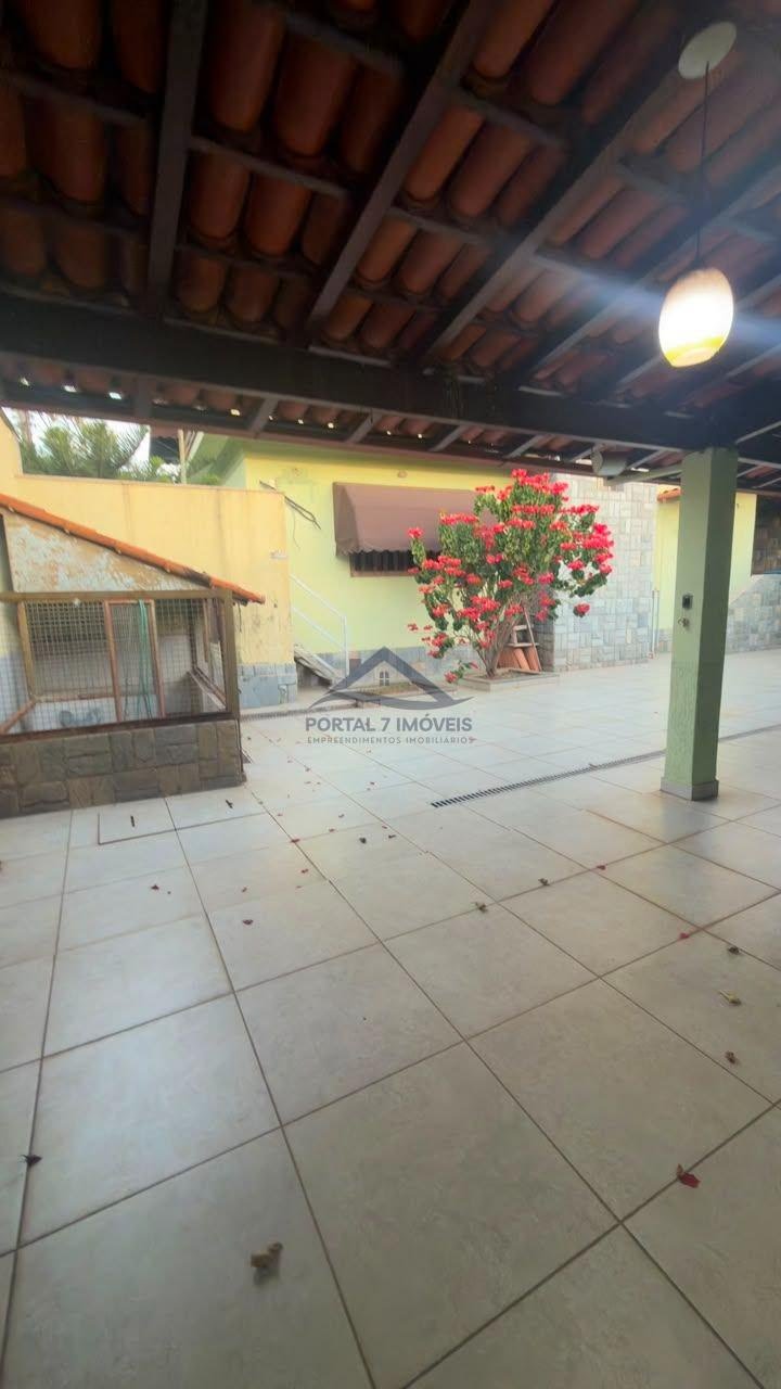 Casa à venda com 2 quartos, 2 suítes, 5 vagas e 360m² no Boa Vista, Sete Lagoas (MG) — foto 2 de 30