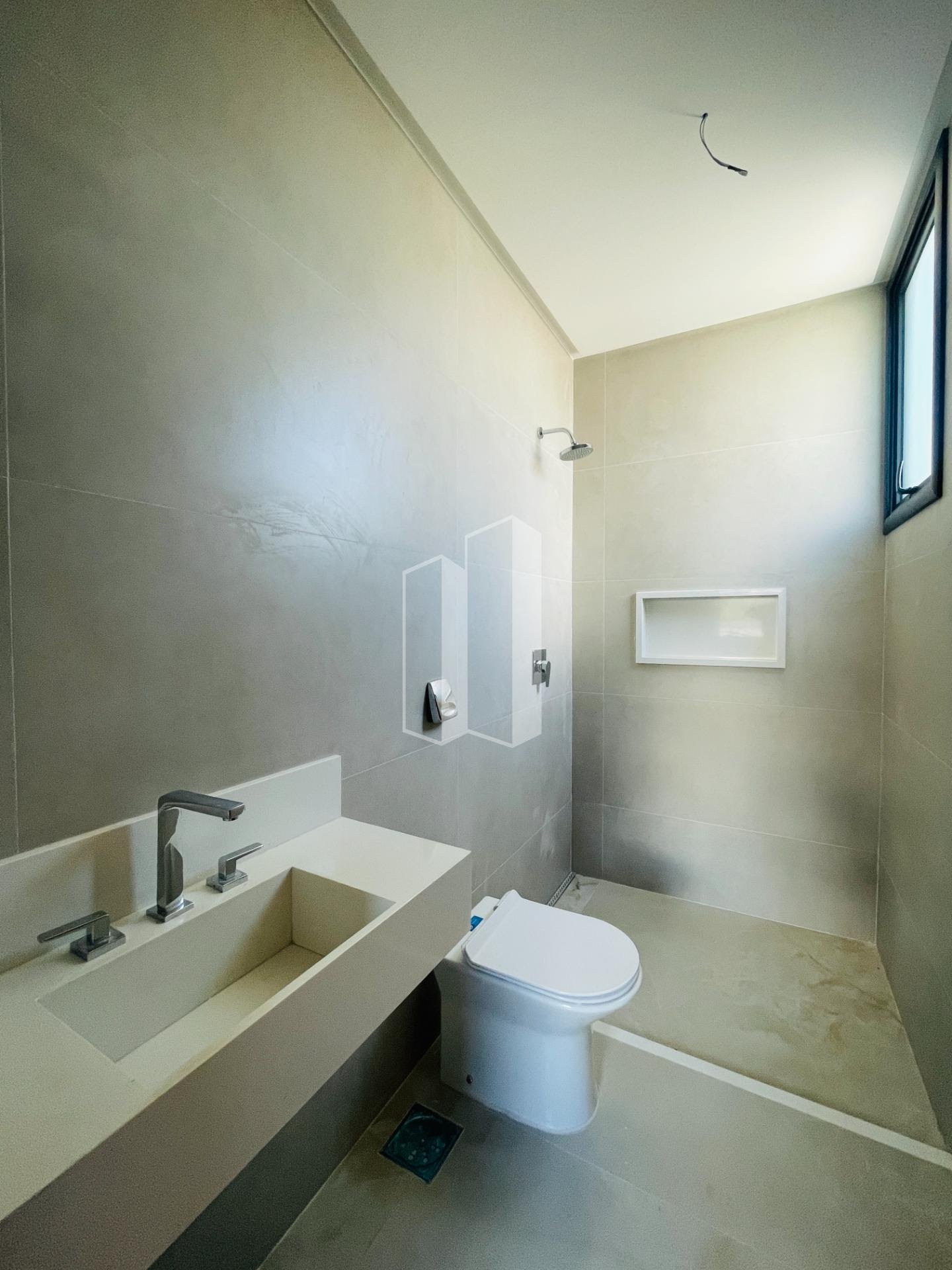 Casa à venda com 5 quartos, 5 suítes, 4 vagas e 380m² no Alphaville Flamboyant Residencial Araguaia, Goiânia (GO) — foto 13 de 24