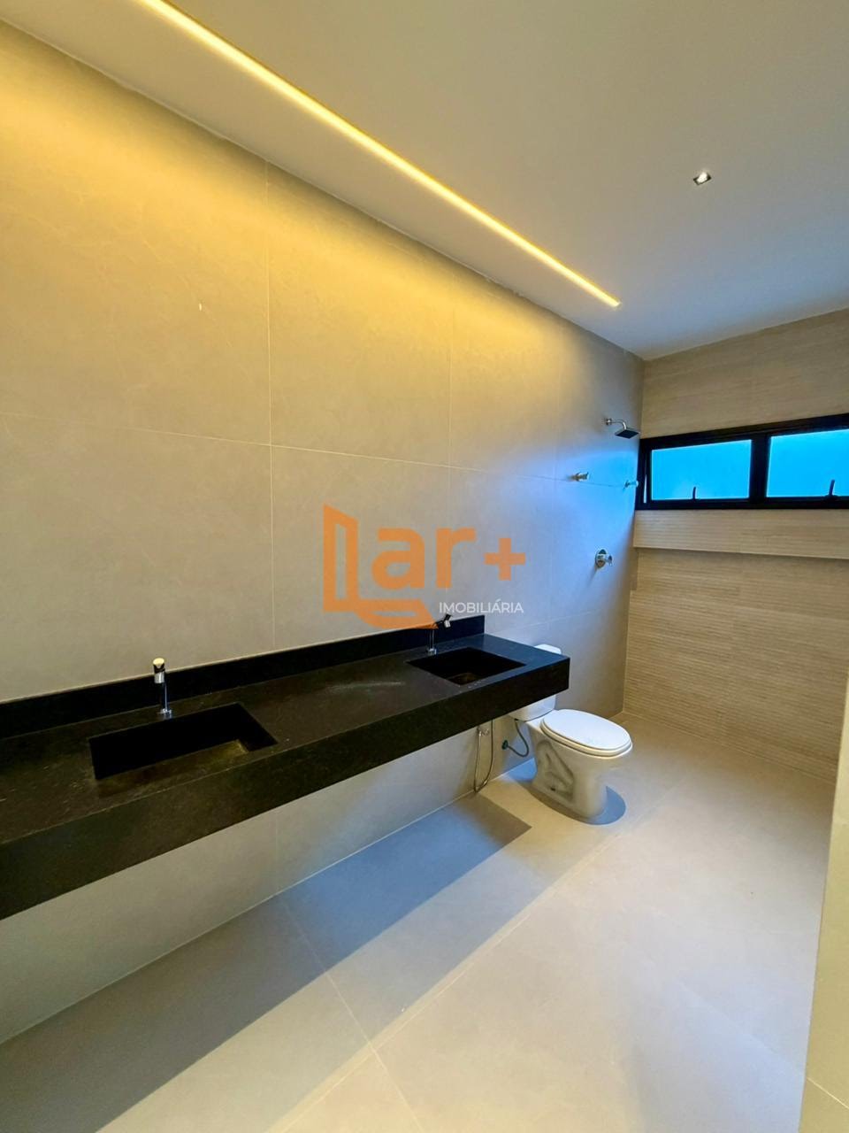 Casa à venda com 3 quartos, 3 suítes, 4 vagas e 212m² no Robalo, Aracaju (SE) — foto 7 de 13