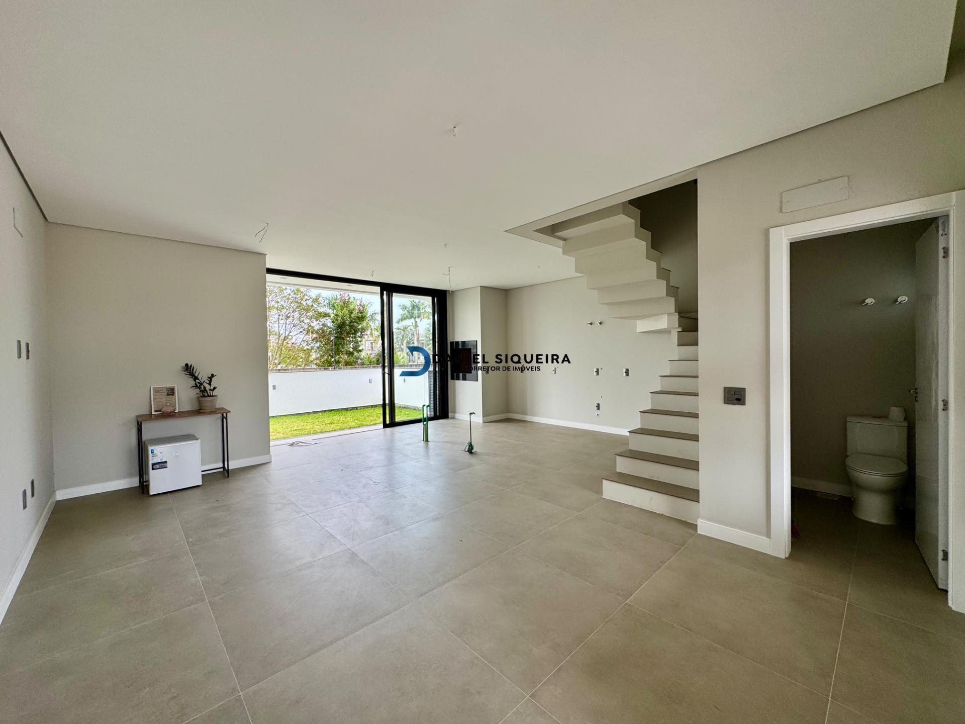 Casa à venda com 4 quartos, 4 suítes, 4 vagas e 200m² no Bairro Deltaville, Biguaçu (SC) — foto 4 de 30