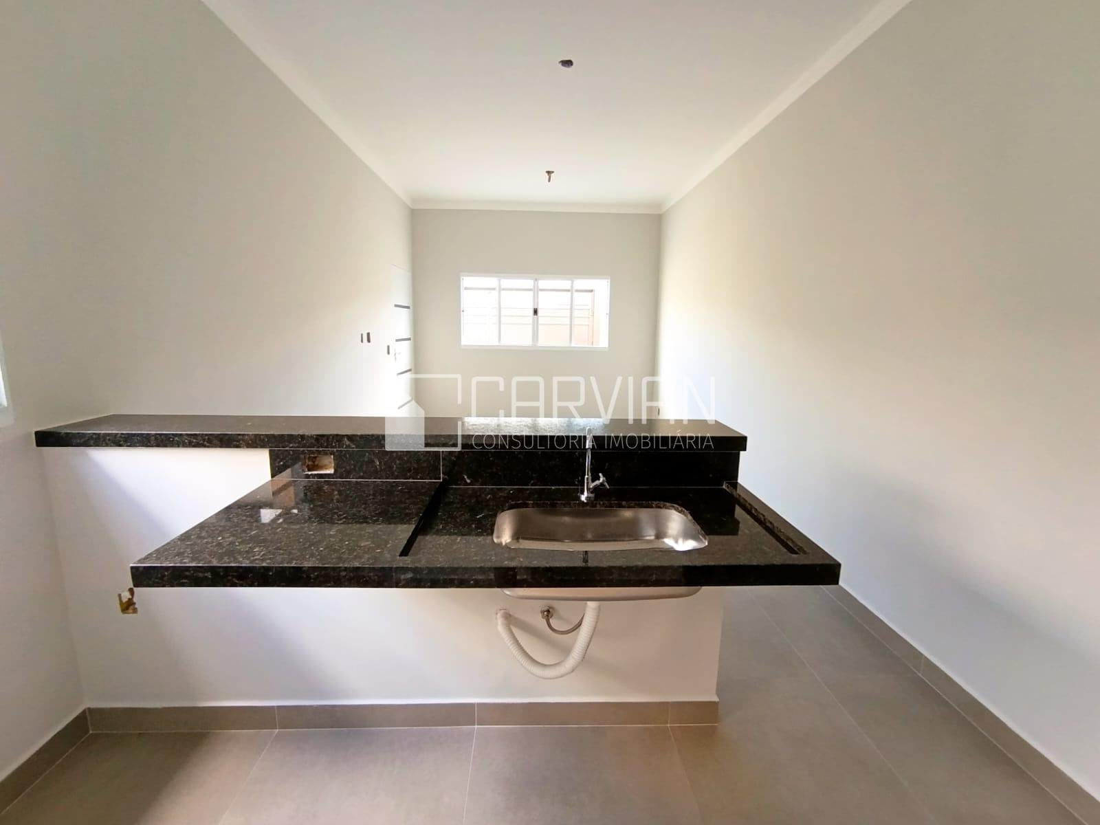 Casa à venda com 2 quartos, 1 banheiro, 2 vagas e 60m² no Planalto Verde, Ribeirão Preto — foto principal