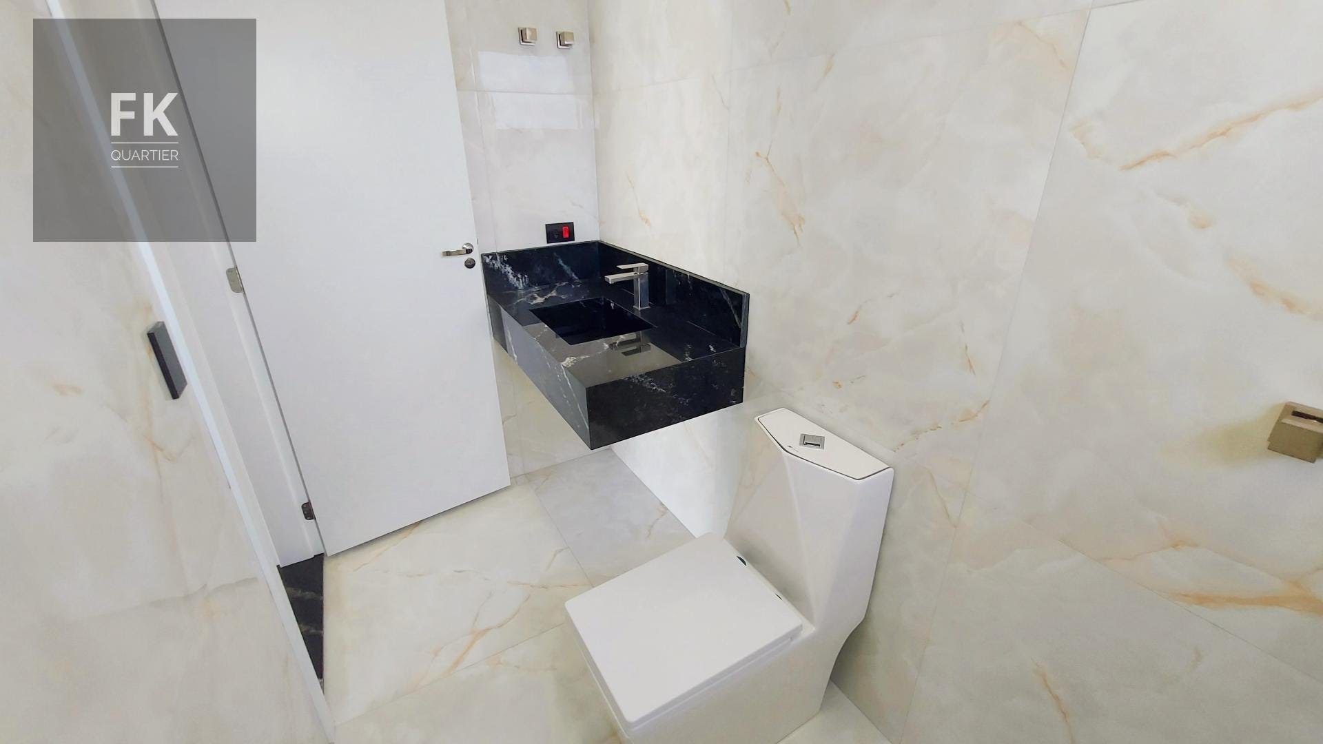 Casa à venda com 3 quartos, 3 suítes, 6 vagas e 265m² no Suru, Santana de Parnaíba (SP) — foto 18 de 27