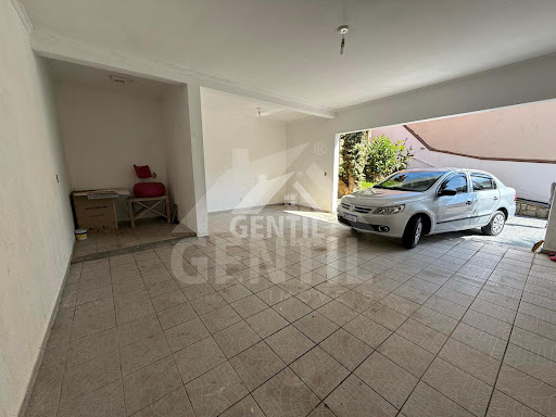 Casa 4 Dormitórios à Venda em Jundiaí - Jardim Santa Adelaide
