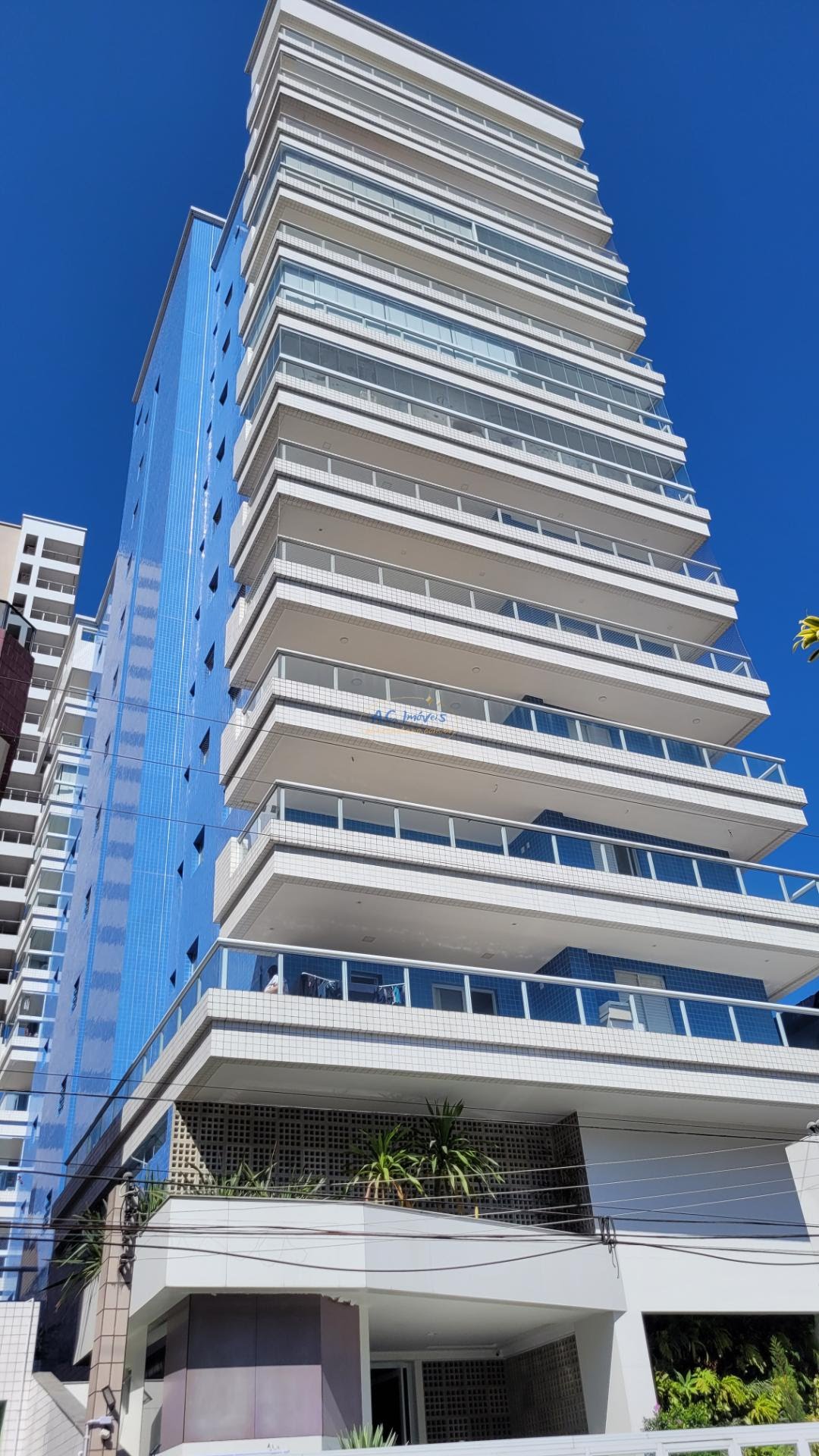 Apartamento à venda com 2 quartos, 3 banheiros, 2 vagas e 90m² no Canto do Forte, Praia Grande — foto principal