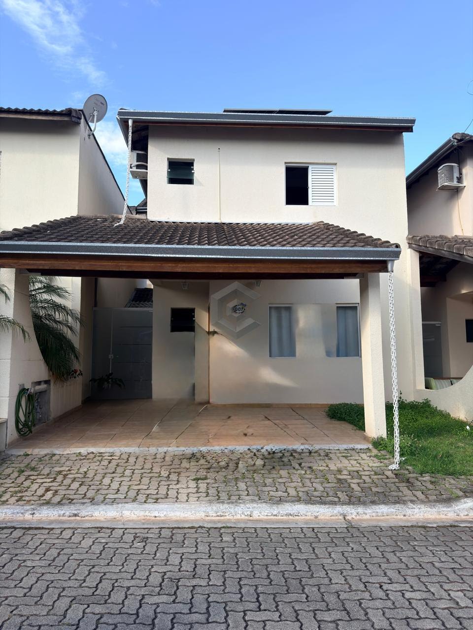 Casa à venda com 3 quartos, 4 banheiros, 2 vagas e 150m² no Vila Jardini, Sorocaba — foto principal