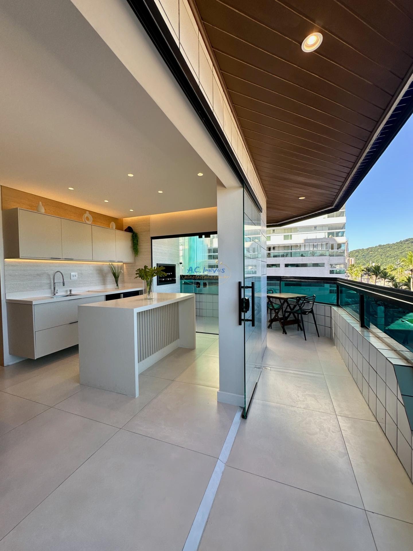 Apartamento à venda com 4 quartos, 2 suítes, 2 vagas e 167m² no Canto do Forte, Praia Grande (SP) — foto 23 de 30