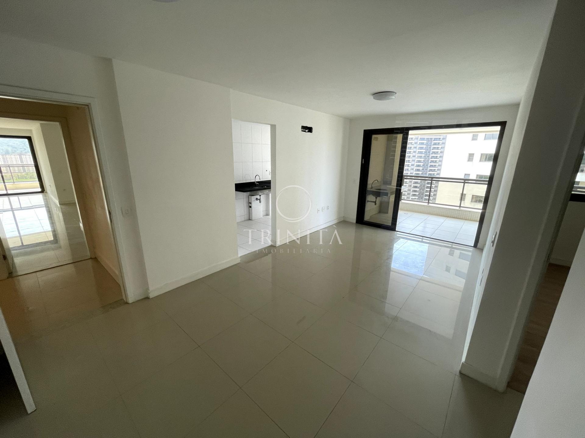 sala-trinitaimobiliaria-elos-ilhapura