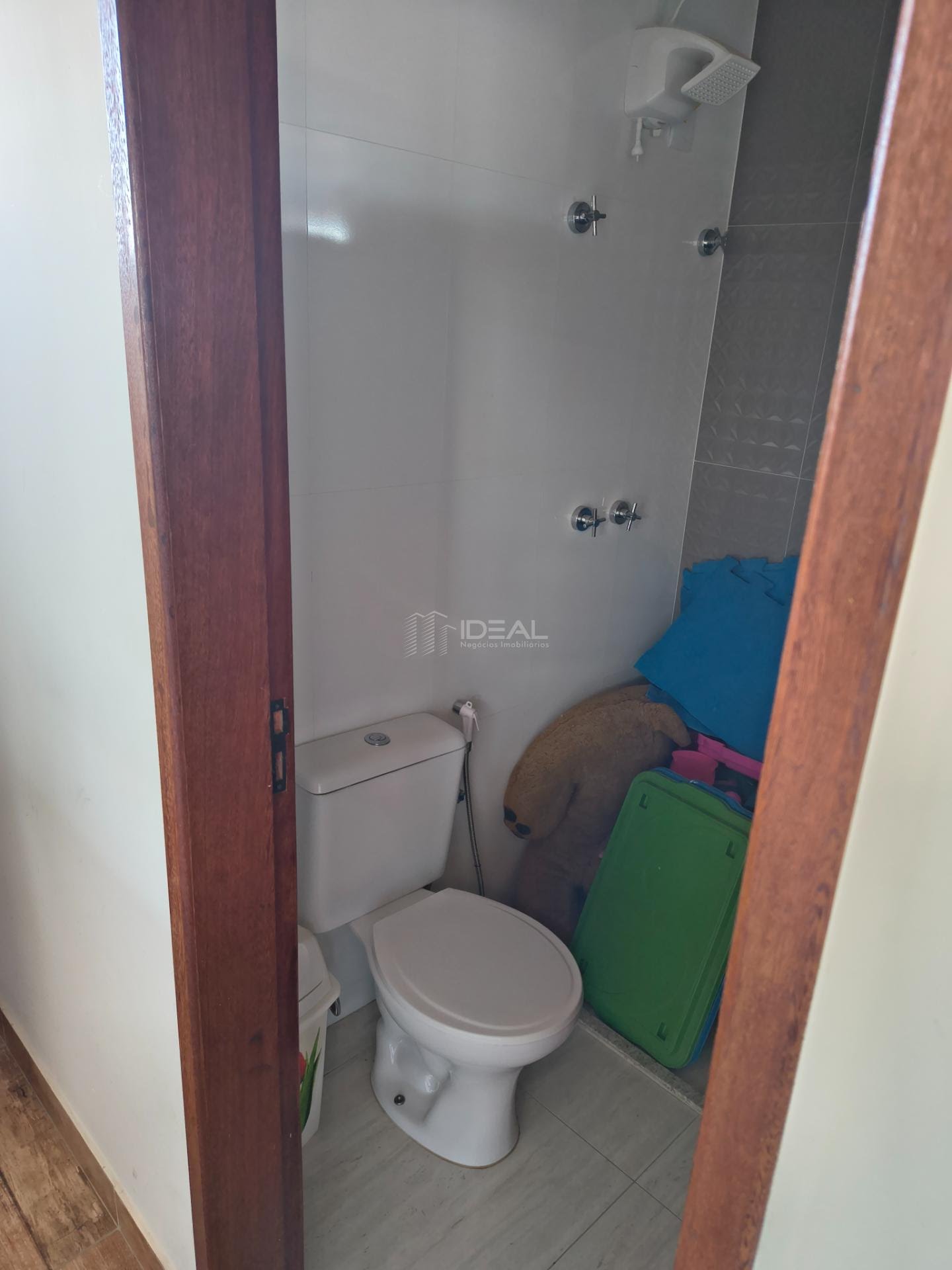 Casa à venda com 3 quartos, 2 suítes, 1 vaga e 195m² no Parque Julião Nogueira, Campos dos Goytacazes (RJ) — foto 22 de 28