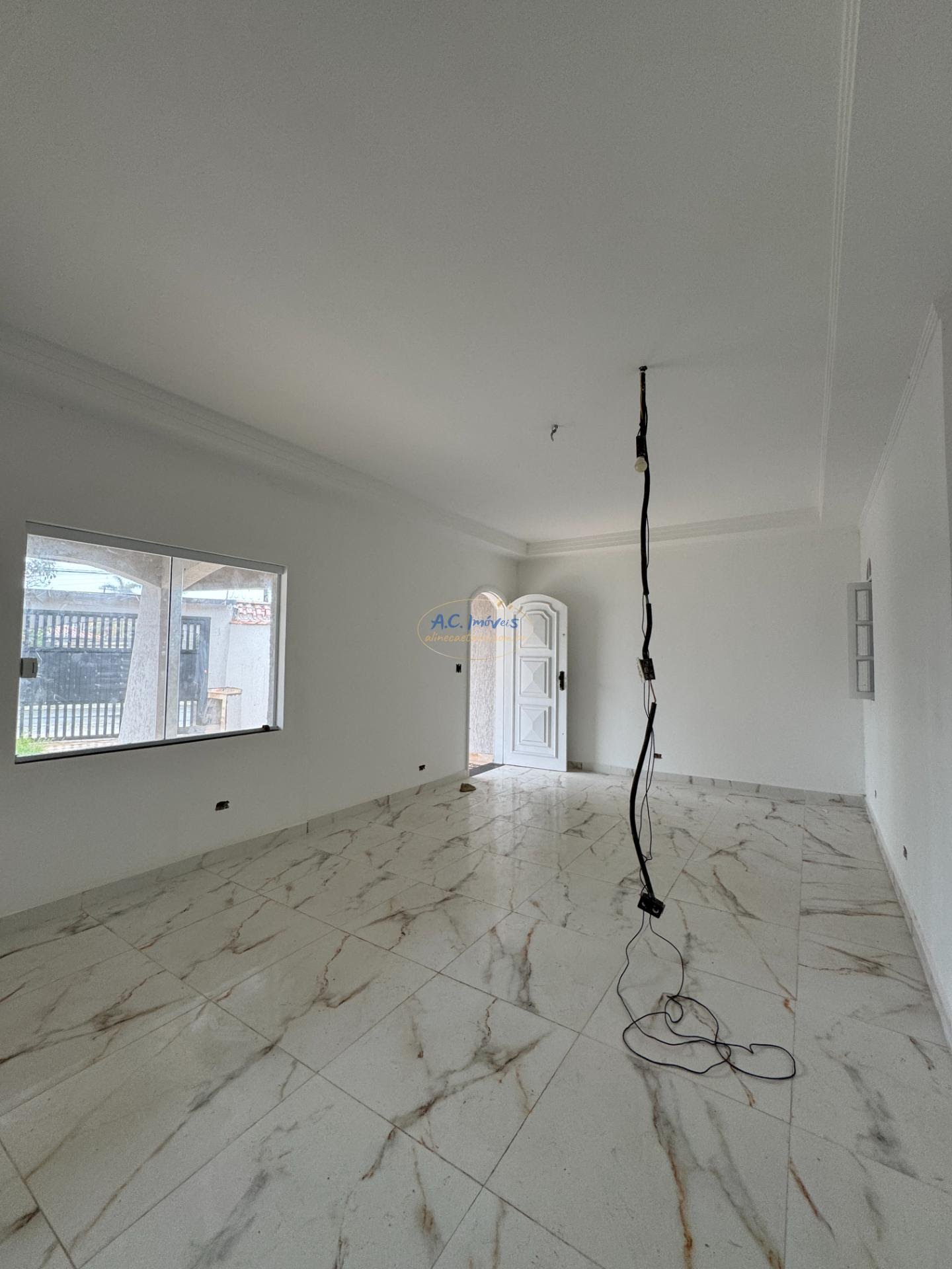 Casa à venda com 4 quartos, 3 suítes, 6 vagas e 435m² no Solemar, Praia Grande (SP) — foto 8 de 29