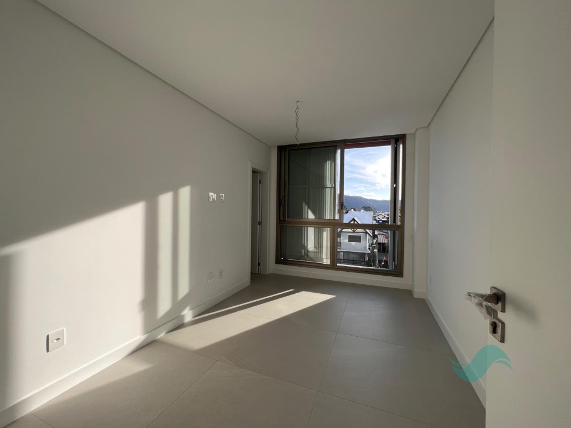 Apartamento à venda com 2 suítes, 1 vaga e 104m² no Jurerê Internacional, Florianópolis (SC) — foto 13 de 25