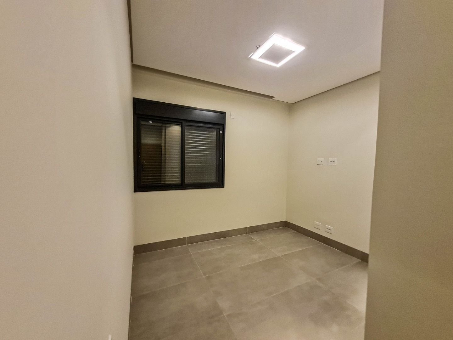 Casa à venda com 3 quartos, 3 suítes, 4 vagas e 204m² no Residencial Alto do Castelo, Ribeirão Preto (SP) — foto 14 de 20