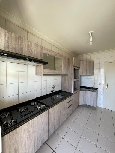 Cozinha com móvel