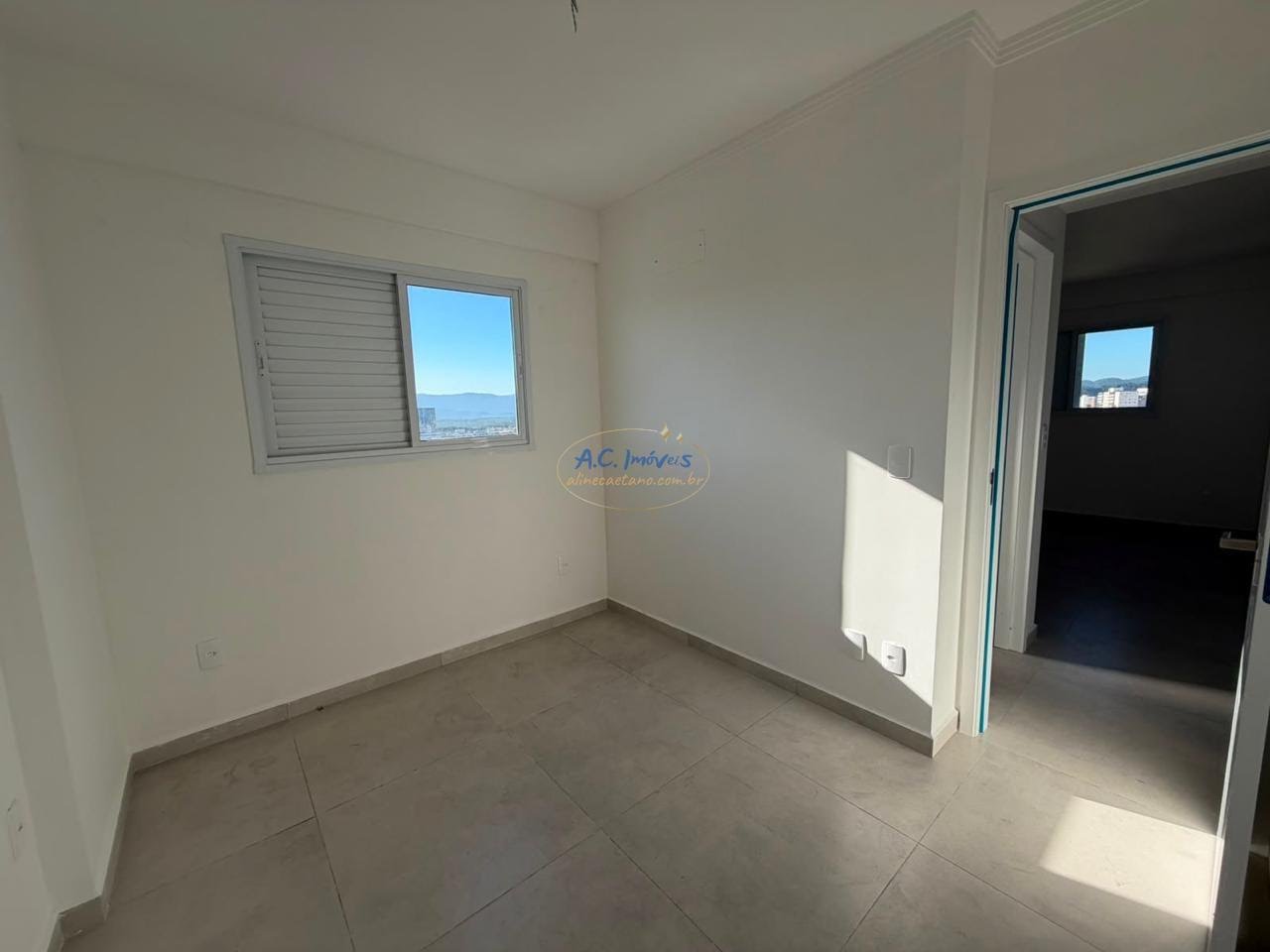 Apartamento à venda com 4 quartos, 3 suítes, 2 vagas e 135m² no Guilhermina, Praia Grande (SP) — foto 19 de 29