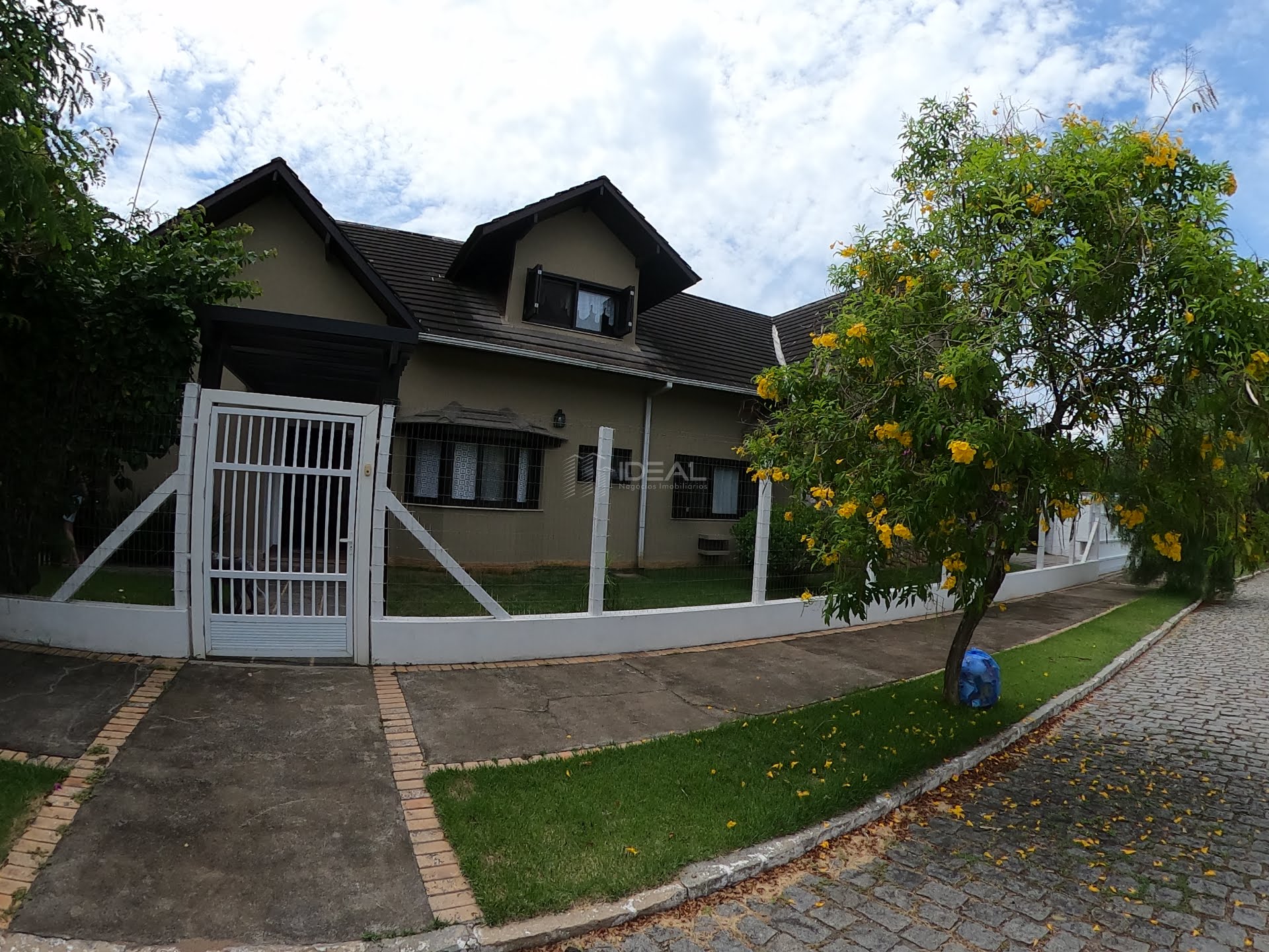 Casa duplex no condomínio Remanso do Paraíba - Campos dos Goytacazes, RJ