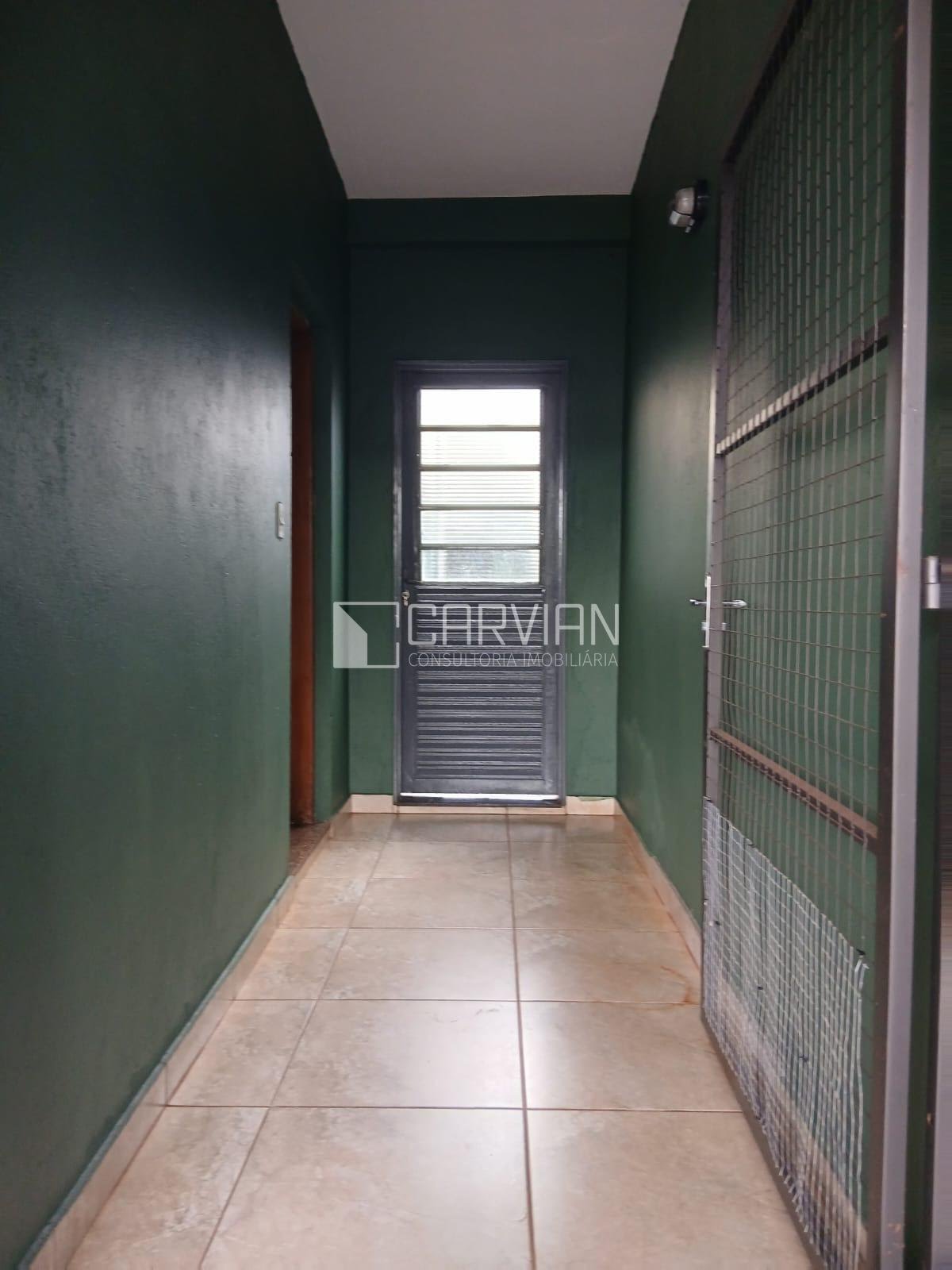 Casa à venda com 2 quartos, 1 suíte, 2 vagas e 138m² no Jardim Zara, Ribeirão Preto (SP) — foto 9 de 17