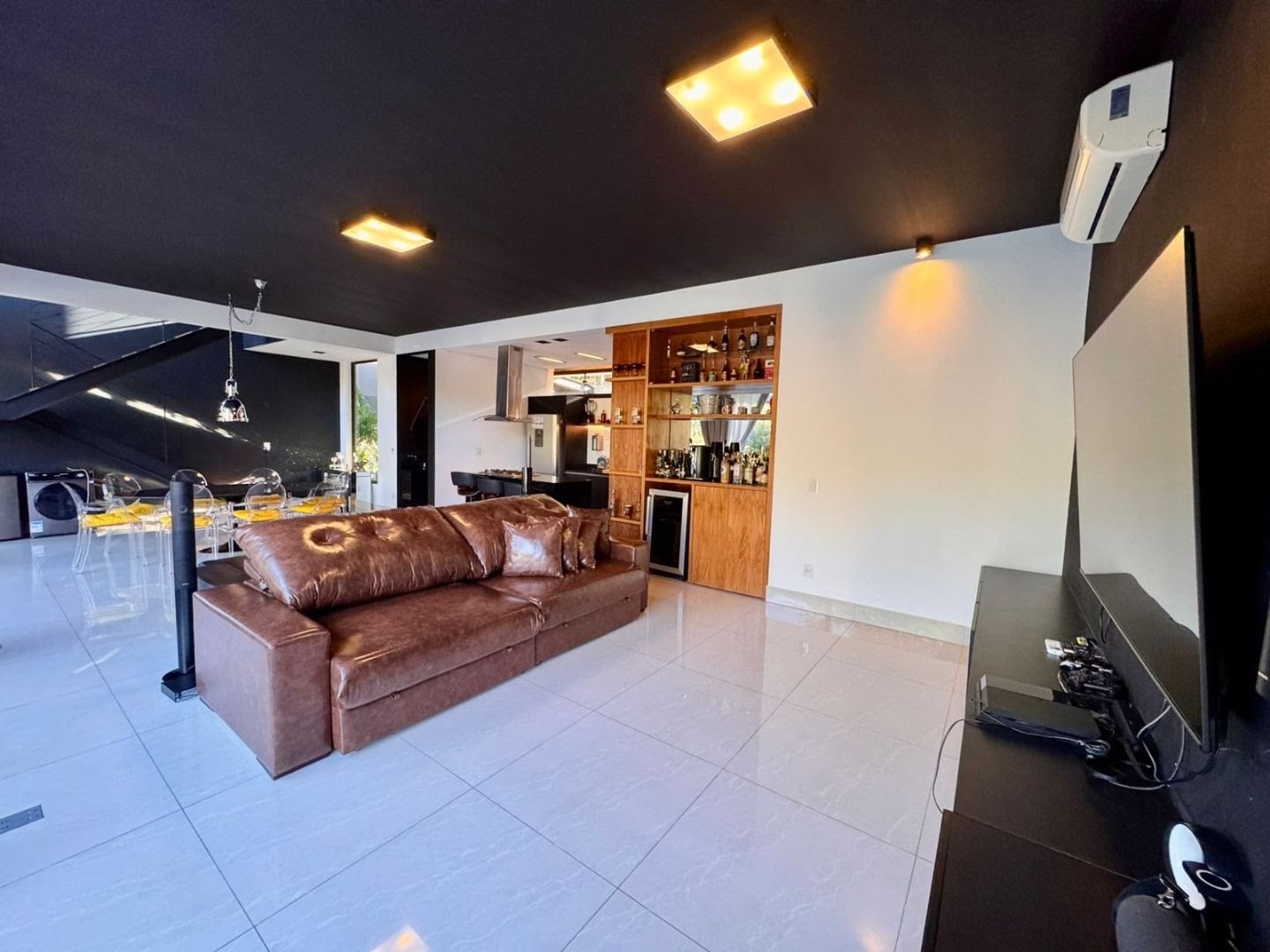 Casa para alugar com 3 quartos, 1 suíte, 8 vagas e 265m² no Condomínio Alphaville III, Ribeirão Preto (SP) — foto 13 de 30