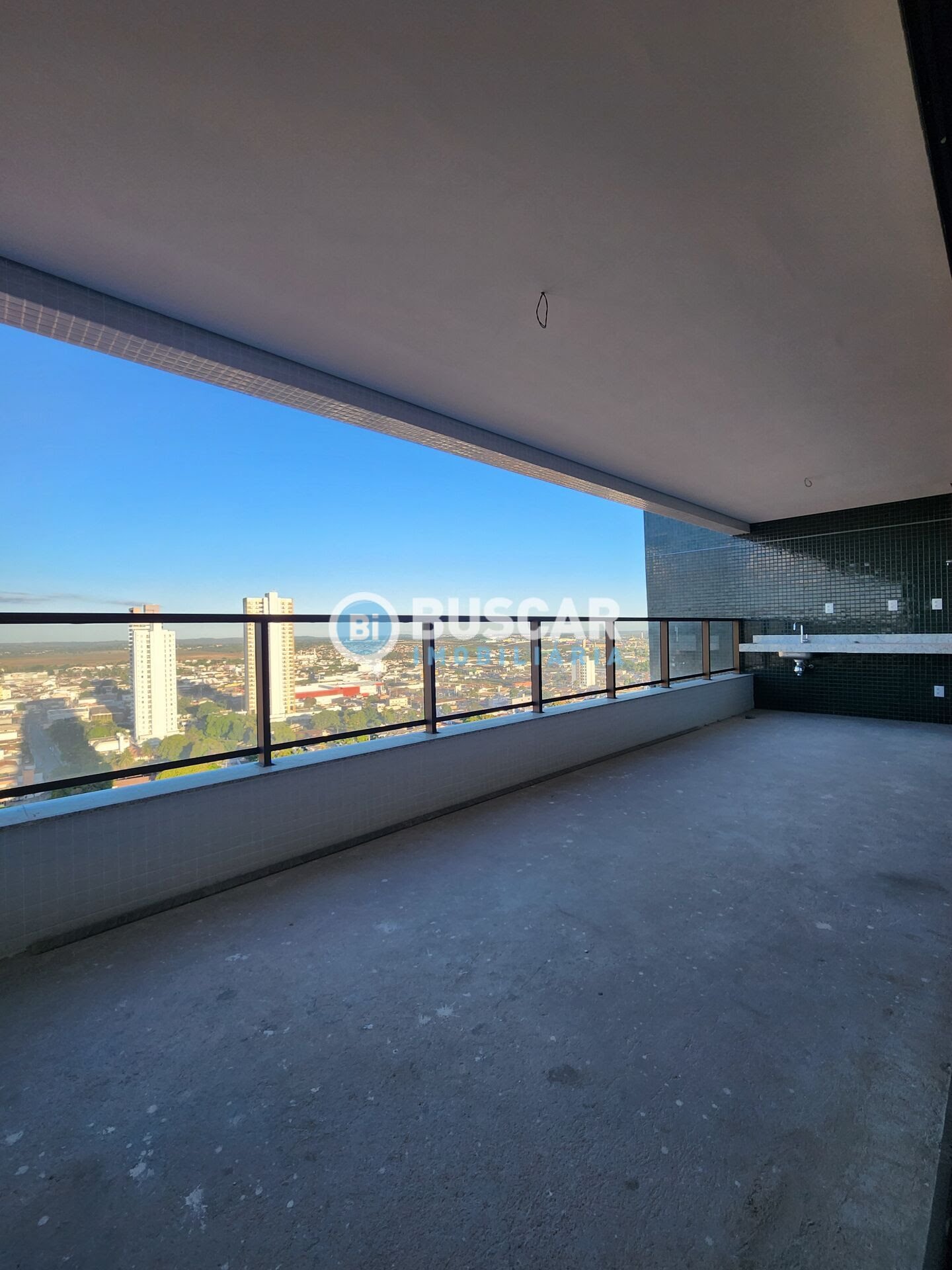 Apartamento à venda com 3 quartos, 3 suítes, 3 vagas e 172m² no Santa Mônica, Feira de Santana (BA) — foto 2 de 13