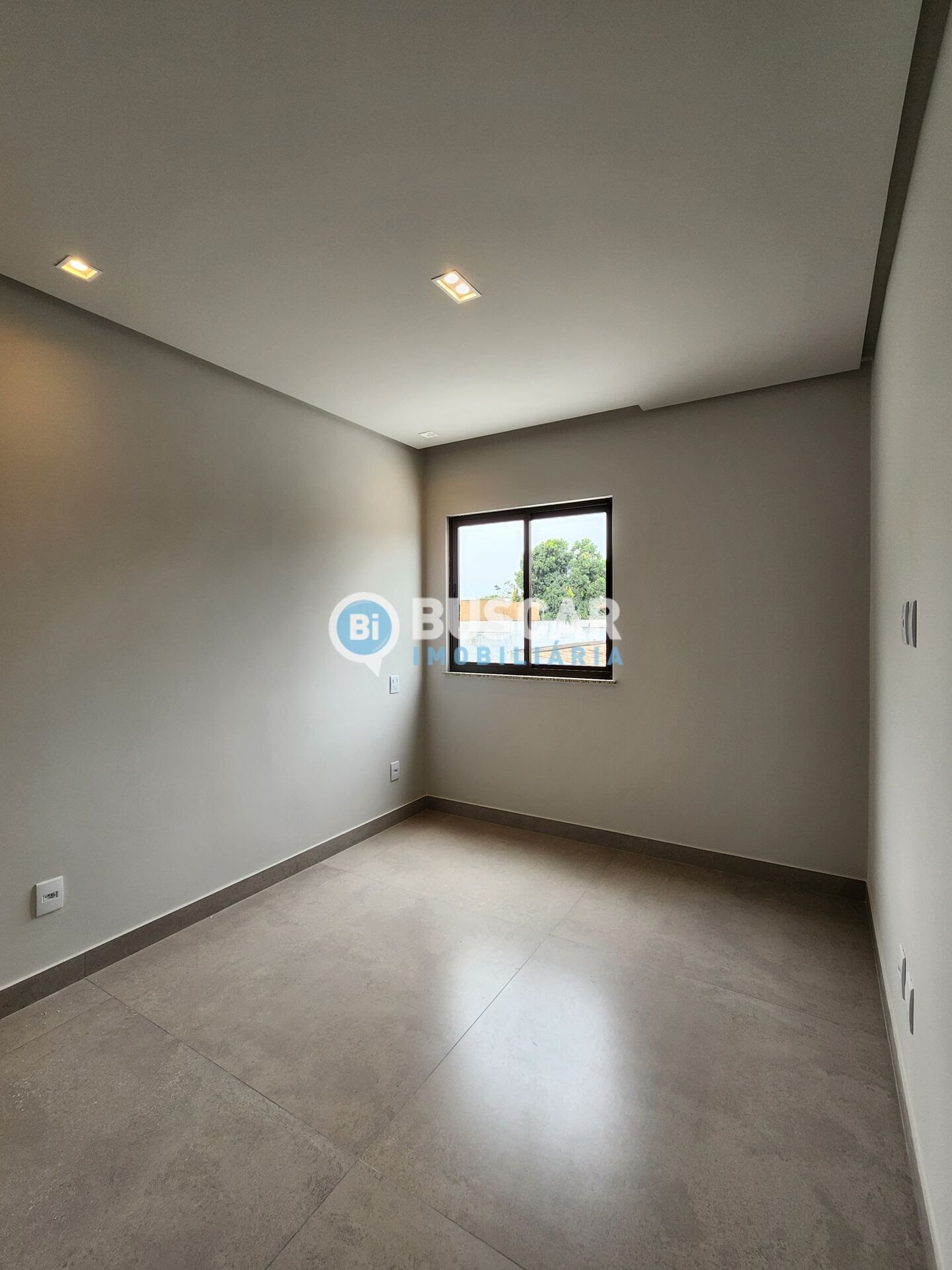 Casa à venda com 4 quartos, 4 suítes, 4 vagas e 240m² no Sim, Feira de Santana (BA) — foto 23 de 24