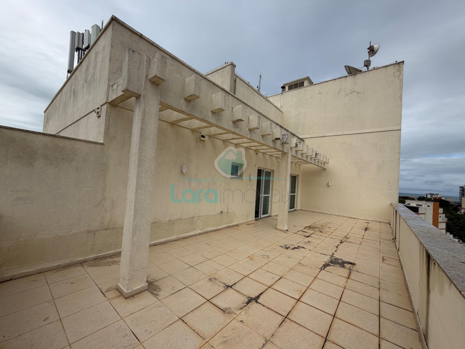 Comercial para alugar com 1 banheiro, 1 vaga e 60m² no Imbetiba, Macaé (RJ) — foto 8 de 12