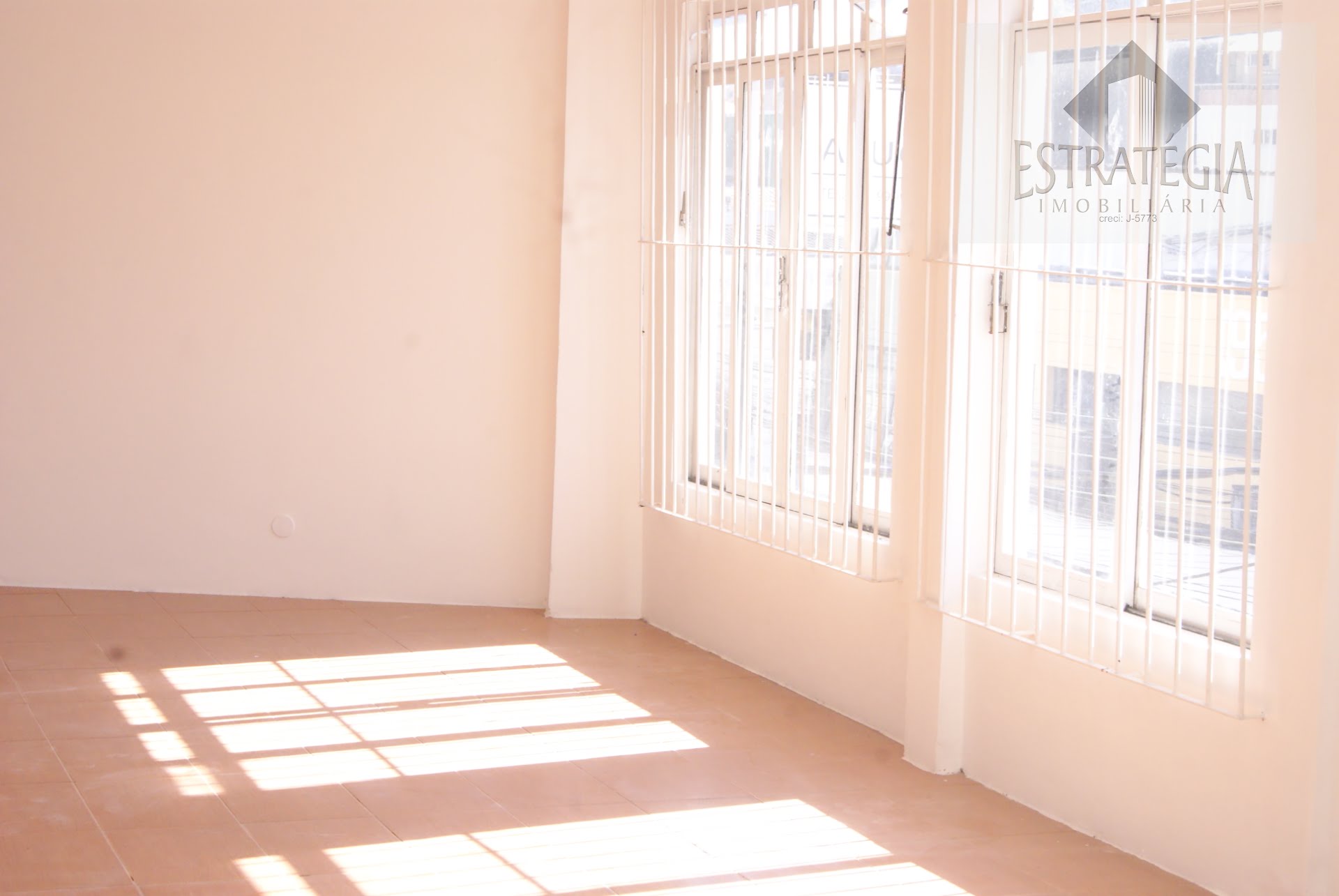 Comercial para alugar com 4 banheiros e 380m² no Alto da Serra, Petrópolis (RJ) — foto 8 de 14