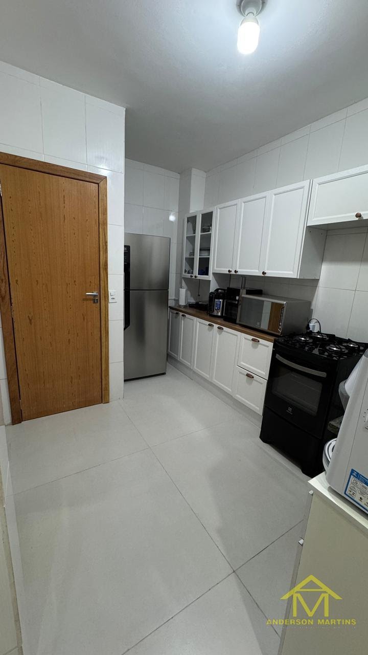 Apartamento à venda com 2 quartos, 1 banheiro e 74m² no Praia da Costa, Vila Velha (ES) — foto 3 de 12