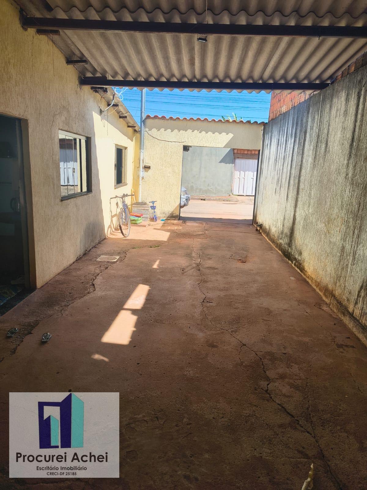 Casa à venda com 2 quartos, 1 banheiro, 4 vagas e 270m² no Arapoanga (planaltina), Brasília (DF) — foto 10 de 15