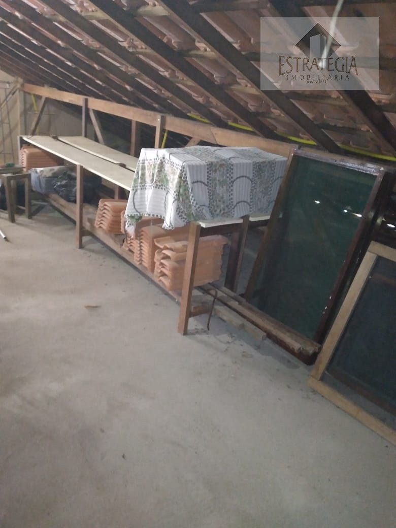 Casa à venda com 3 quartos, 3 banheiros, 2 vagas e 130m² no Bingen, Petrópolis (RJ) — foto 18 de 30