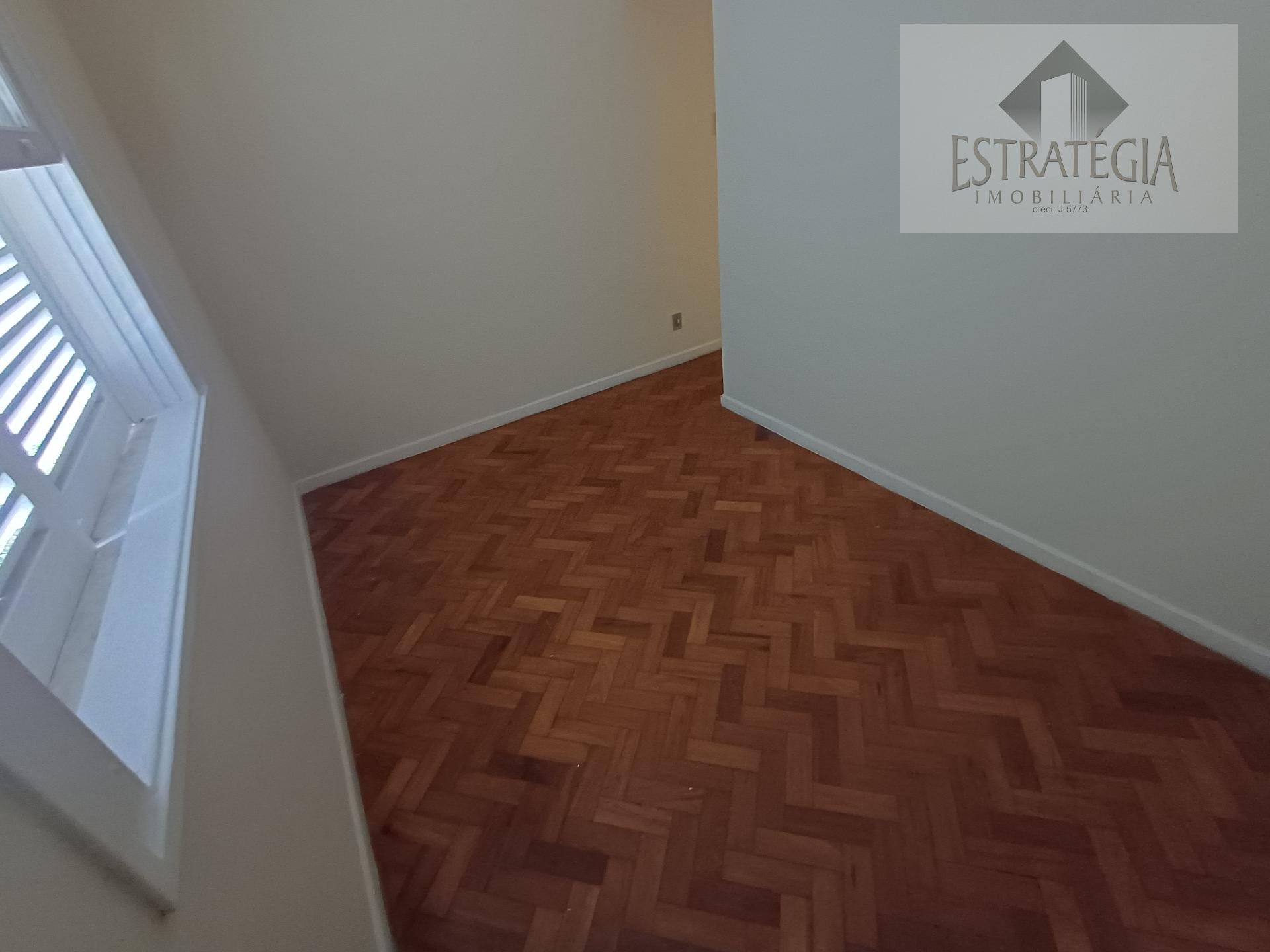 Apartamento para alugar com 3 quartos, 1 banheiro e 1 vaga no Valparaíso, Petrópolis (RJ) — foto 13 de 16