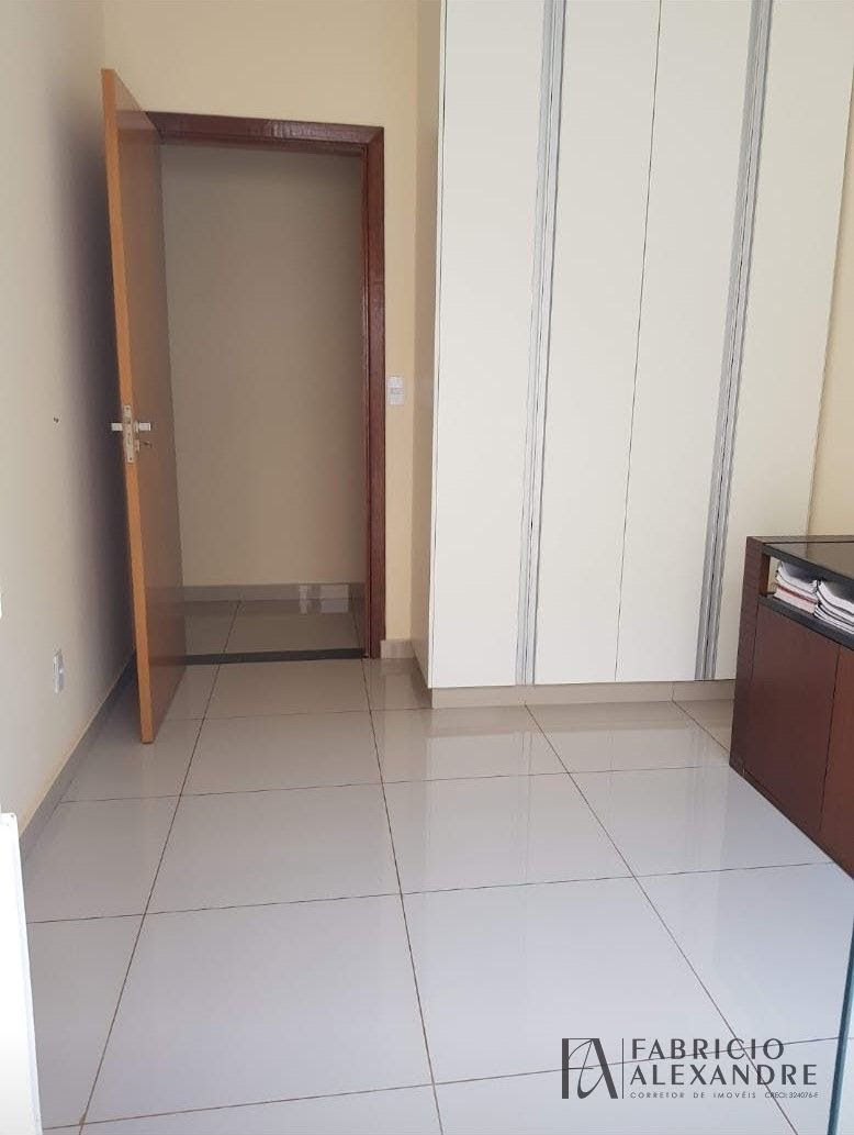 Casa à venda com 3 quartos, 1 suíte, 4 vagas e 145m² no Condomínio Residencial Amazonas, São José do Rio Preto (SP) — foto 5 de 26