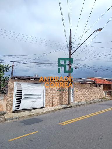 Casa Térrea à Venda na Vila Natal | 2 Dormitórios (1 Suíte) | Quintal com Churrasqueira | Mogi das Cruzes/SP.