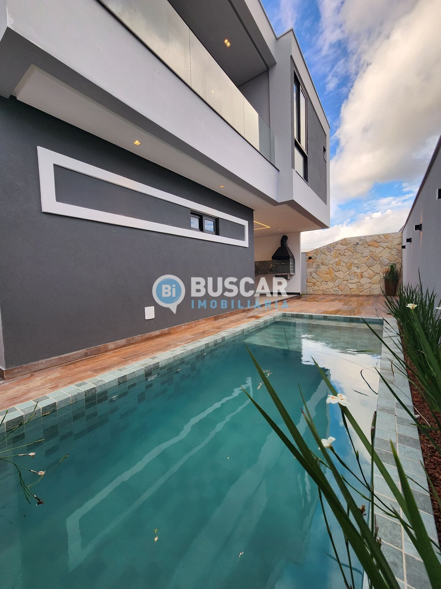 Casa à venda com 4 quartos, 4 suítes, 2 vagas e 252m² no Papagaio, Feira de Santana (BA) — foto 9 de 20