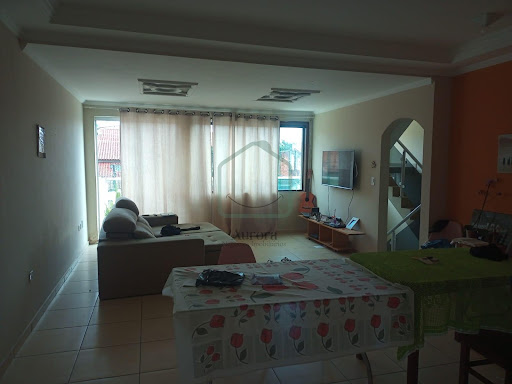 Casa à Venda e Locação em Jardim Áurea, Poá | 230m²