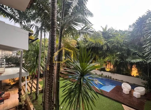 Casa de Condomínio em Jardins Paris  -  Goiânia