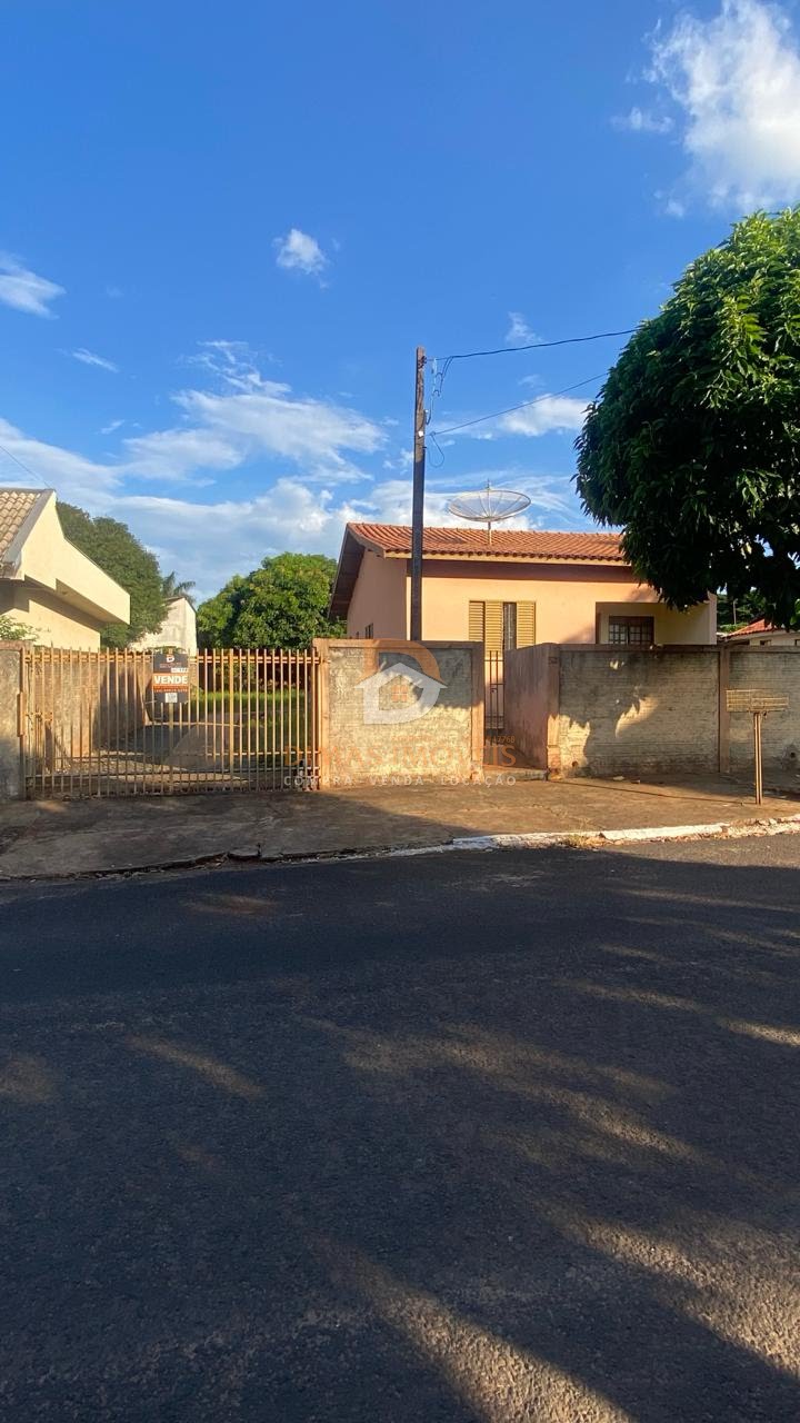 Casa de 70m² em Centro - Sabáudia: 2 dormitórios, 1 banheiro - Venda e locação por R$350.000 | Dimas Imóveis