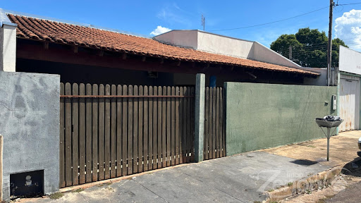 Casa à Venda em Jardim Brasil - Adamantina SP