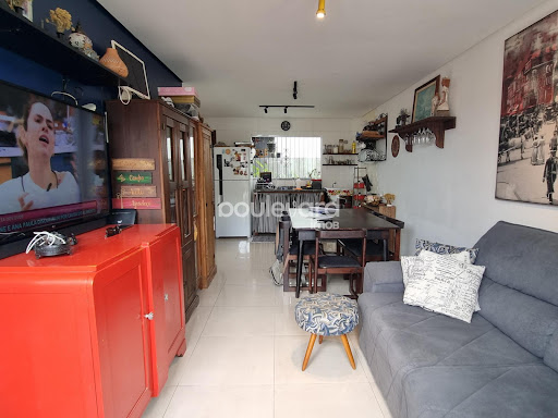 Sobrado com 2 Suítes | Potecas | São José 