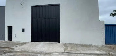 Predio em Centro  -  Adamantina