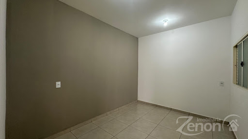 Casa à Venda em Vila Endo - Adamantina: 1 Dormitório, R$250