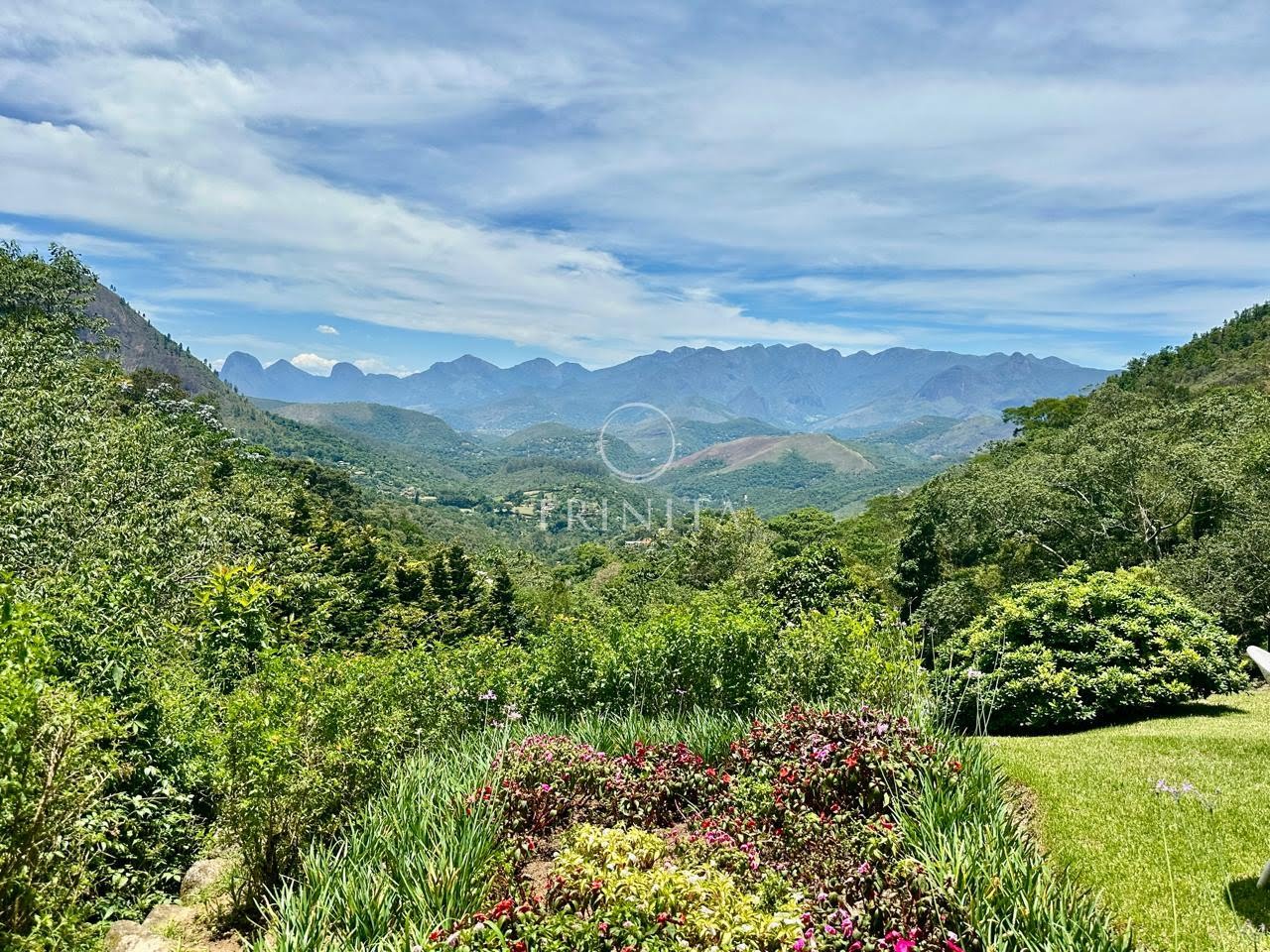 vista-trinitaimobiliaria-sitioararas