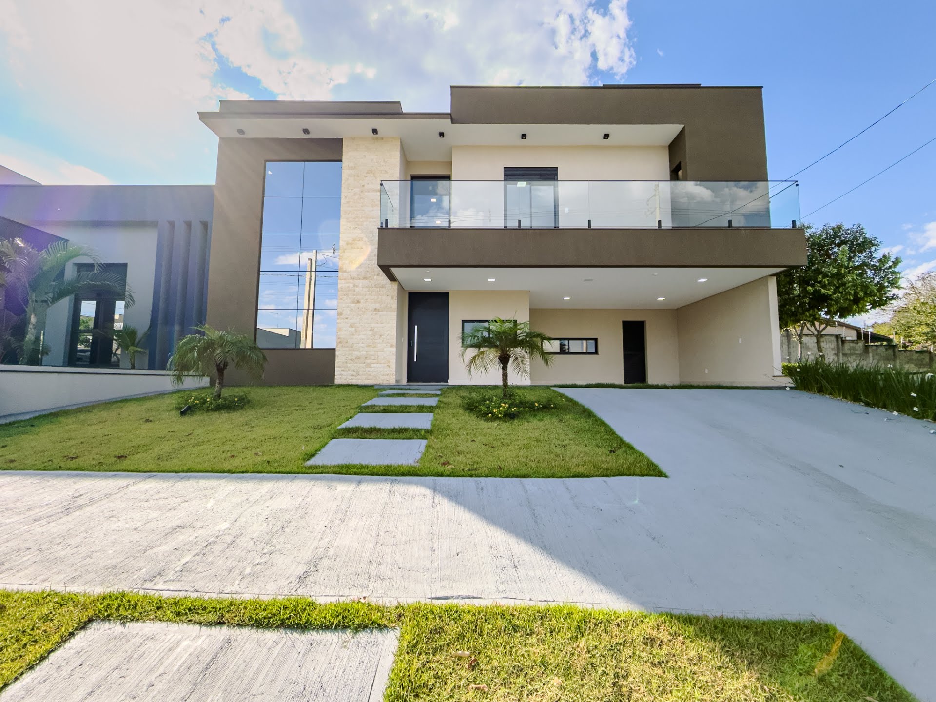 Casa à venda com 3 quartos, 5 banheiros, 4 vagas e 240m² no Milano, Indaiatuba — foto principal