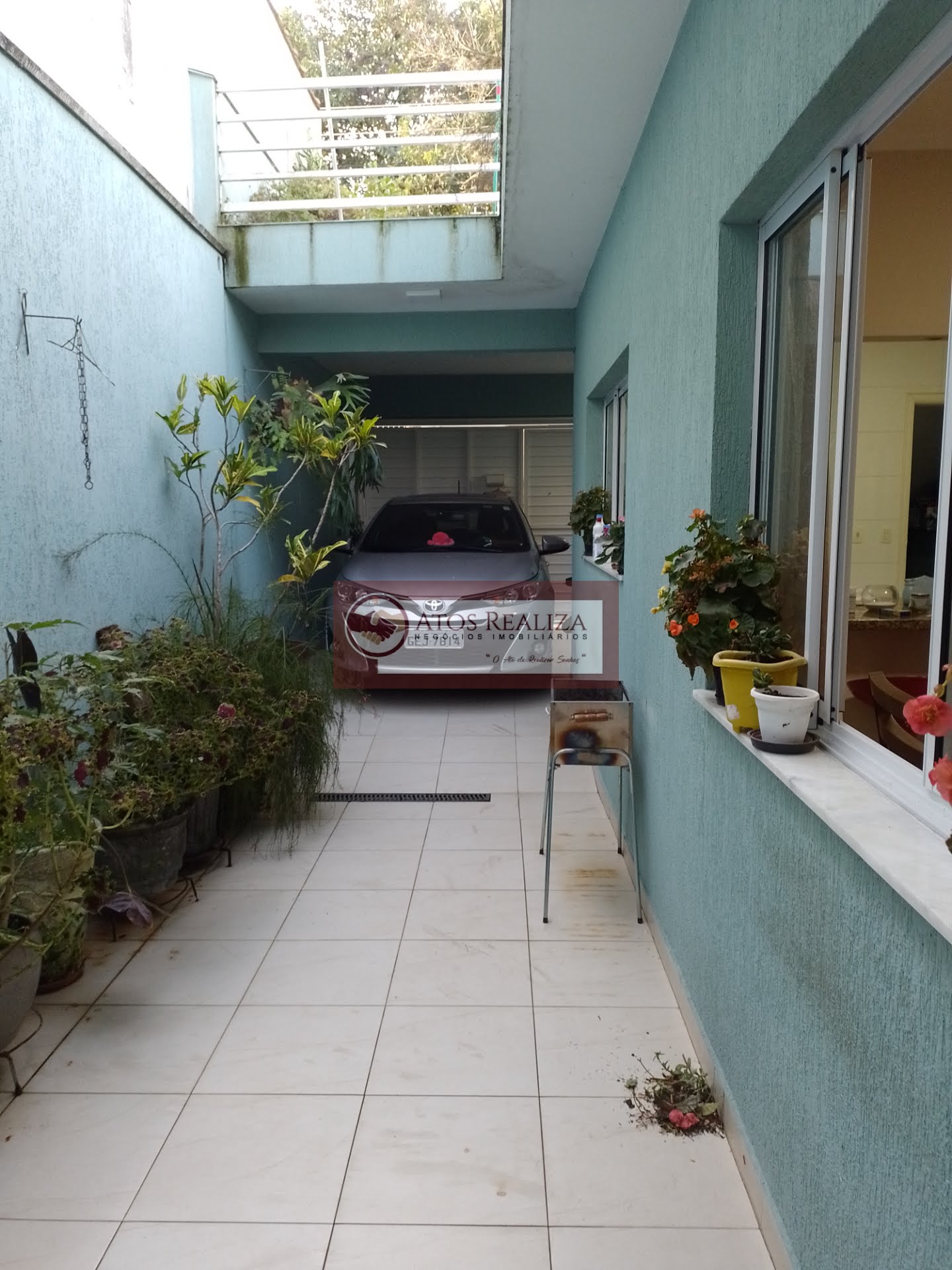 Casa à venda com 2 quartos, 1 banheiro e 2 vagas no Jardim Cliper, São Paulo — foto principal