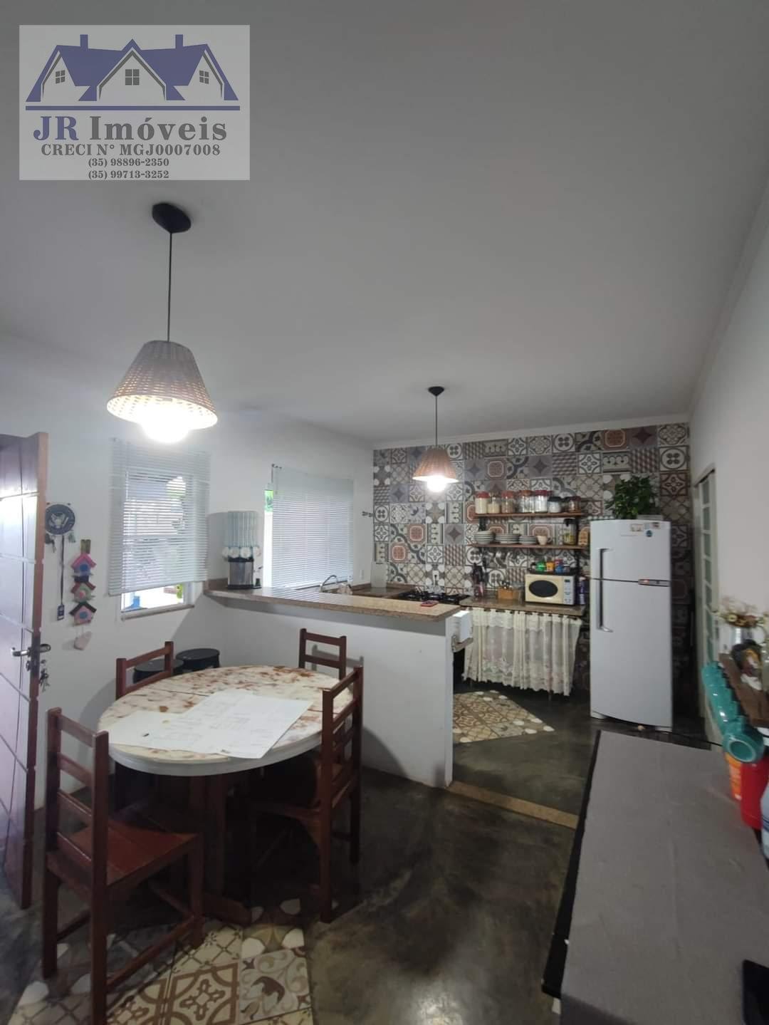 Casa à venda com 3 quartos, 1 banheiro, 1 vaga e 236m² no Sossêgo, Piranguinho (MG) — foto 9 de 11
