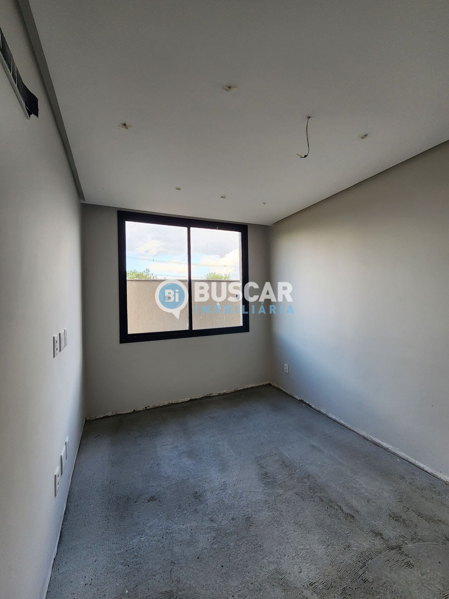 Casa à venda com 4 quartos, 4 suítes, 4 vagas e 400m² no Vale do Jacuípe, Feira de Santana (BA) — foto 8 de 21