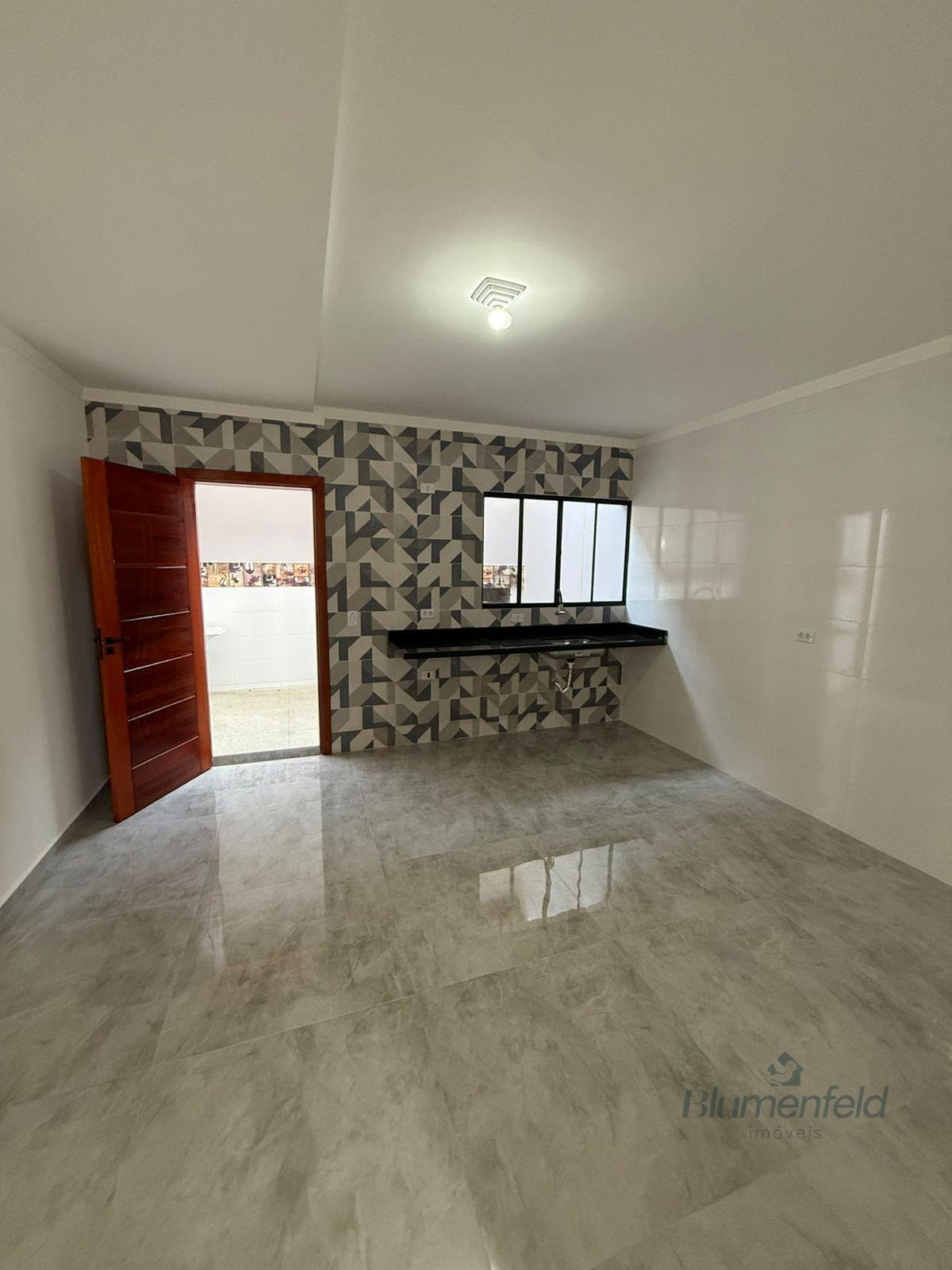 Casa à venda com 2 quartos, 2 banheiros, 3 vagas e 80m² no Jardim Rio Negro, Itaquaquecetuba (SP) — foto 5 de 16